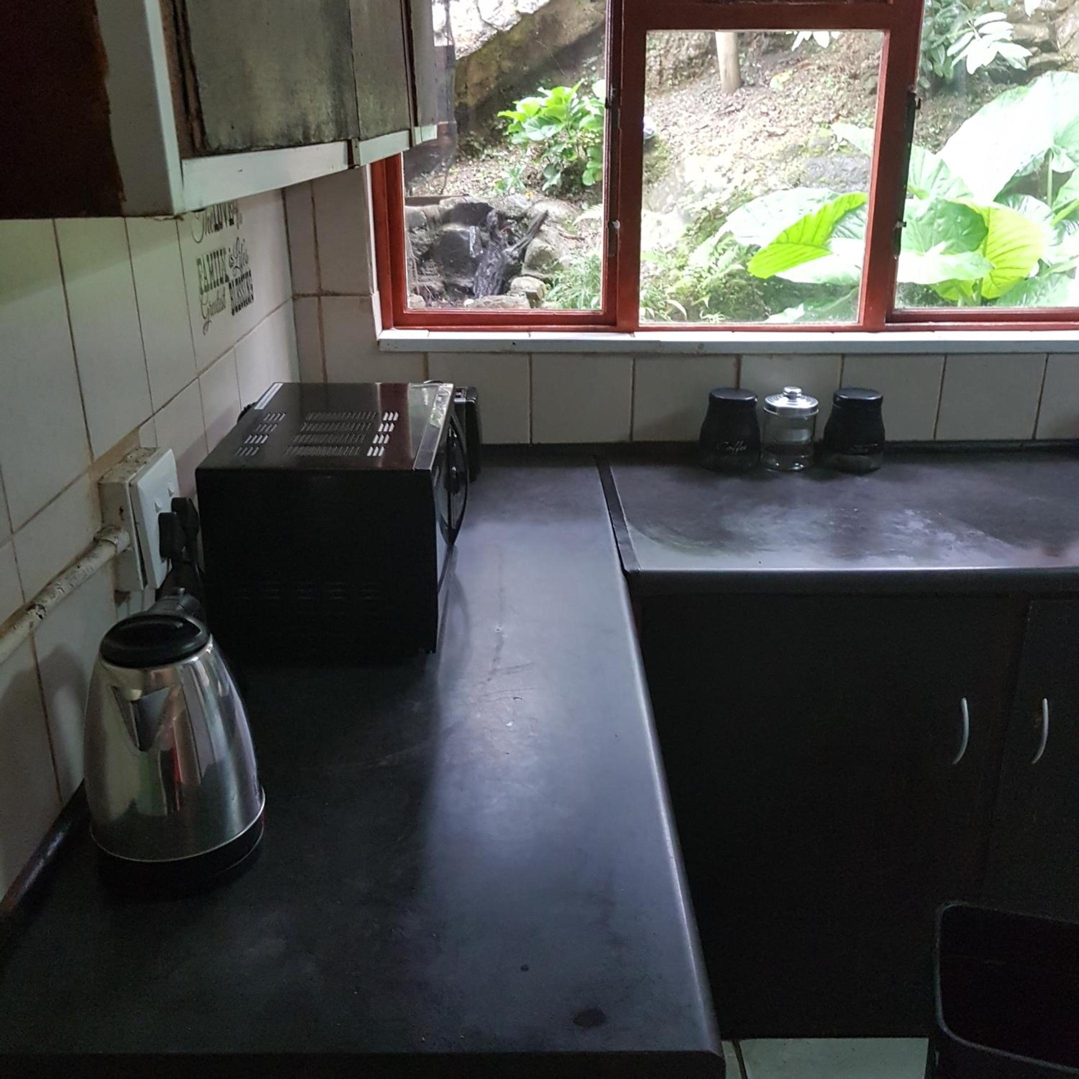 Two-Bedroom Apartment - Photo 9