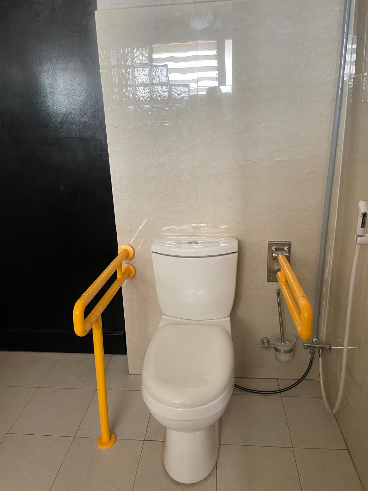 Double Room - Disability Access photo 2