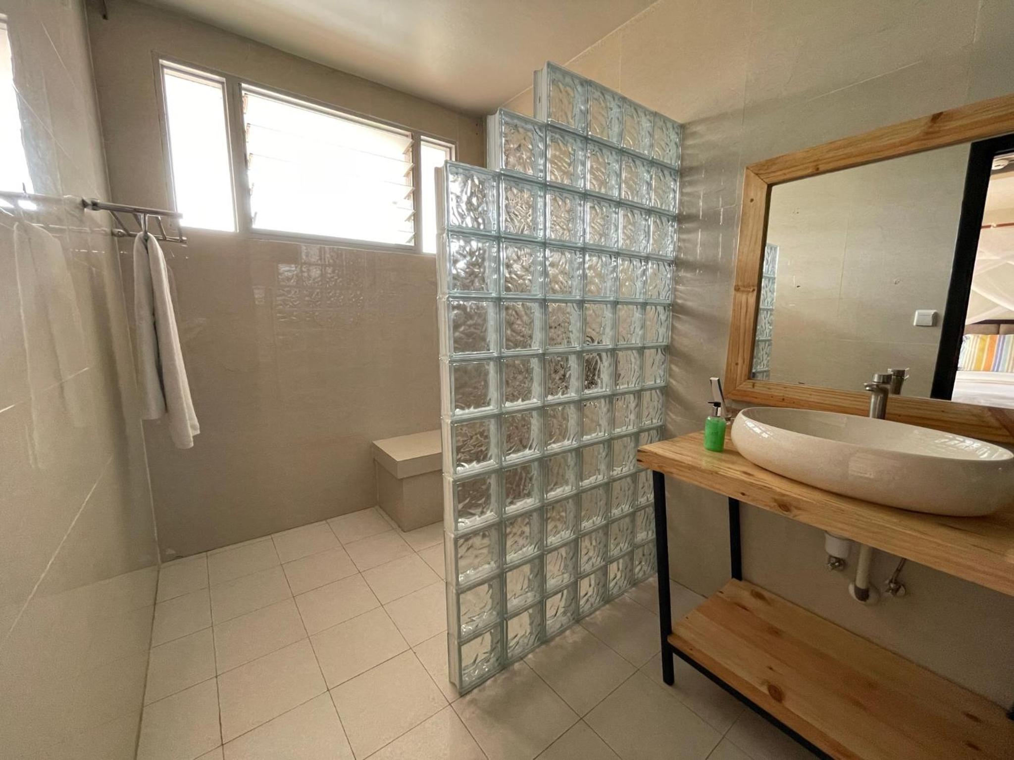 Double Room - Disability Access photo 3