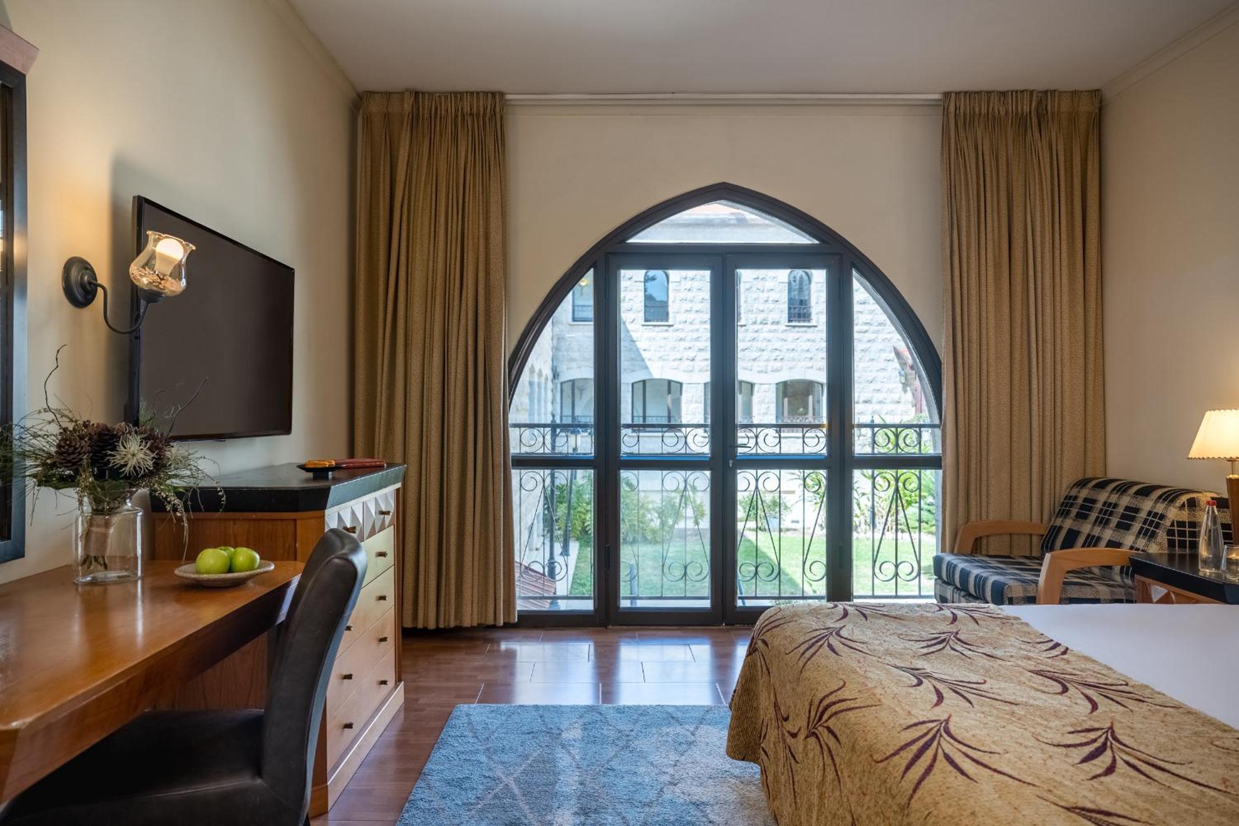Gefen Room Classic Wing (2 Adults + 2 Child) photo 1