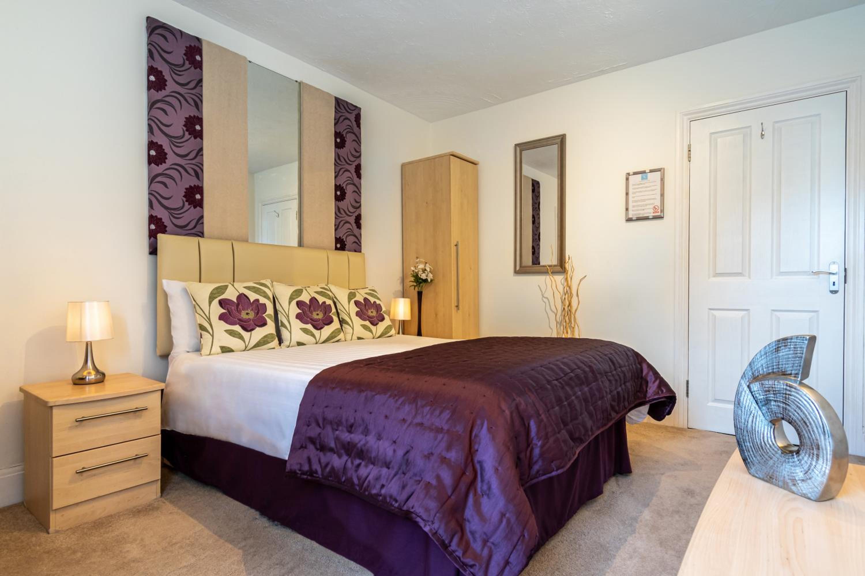 Standard Double Room  with Shower- 10 photo 2
