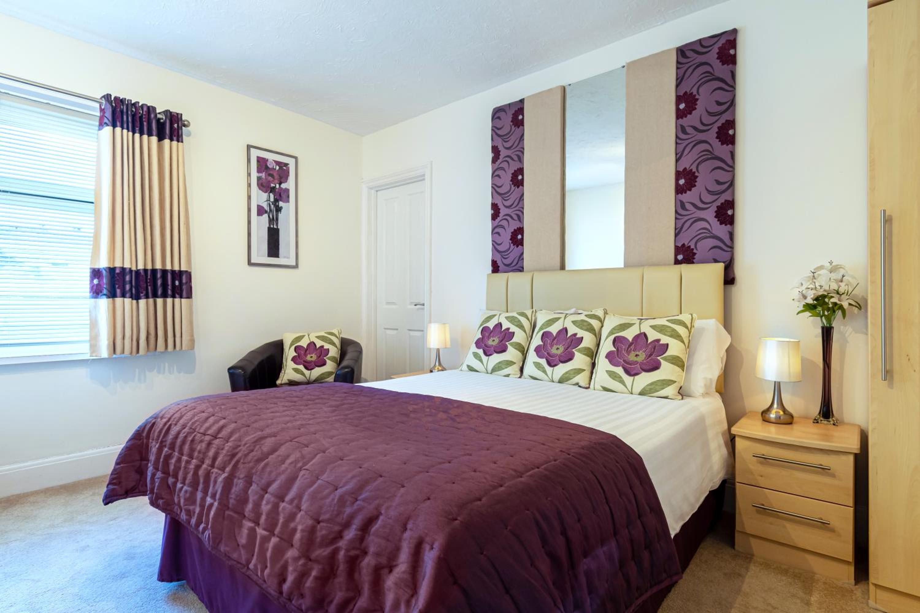 Standard Double Room  with Shower- 10 photo 1