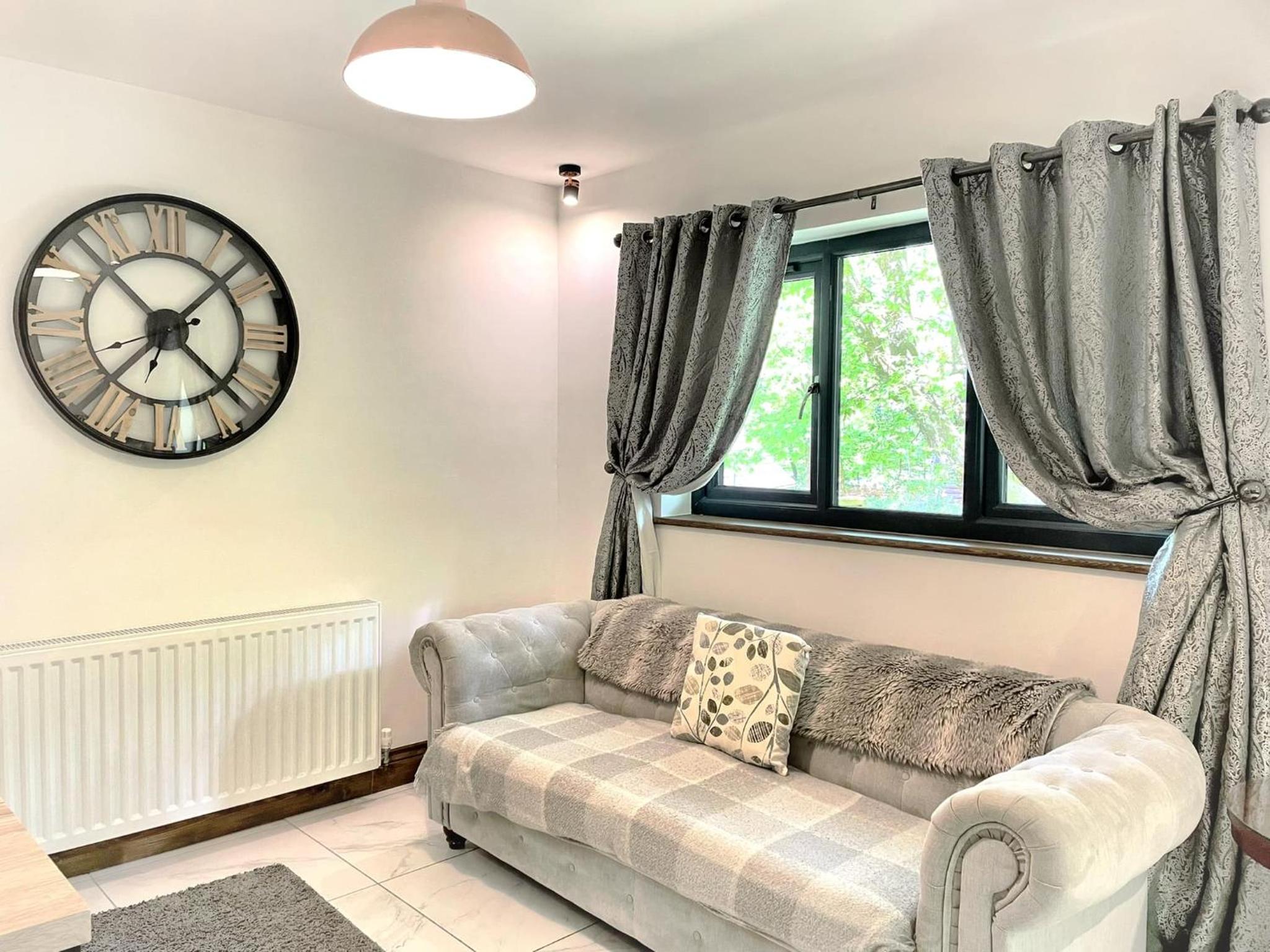 One-Bedroom Chalet - Photo 12