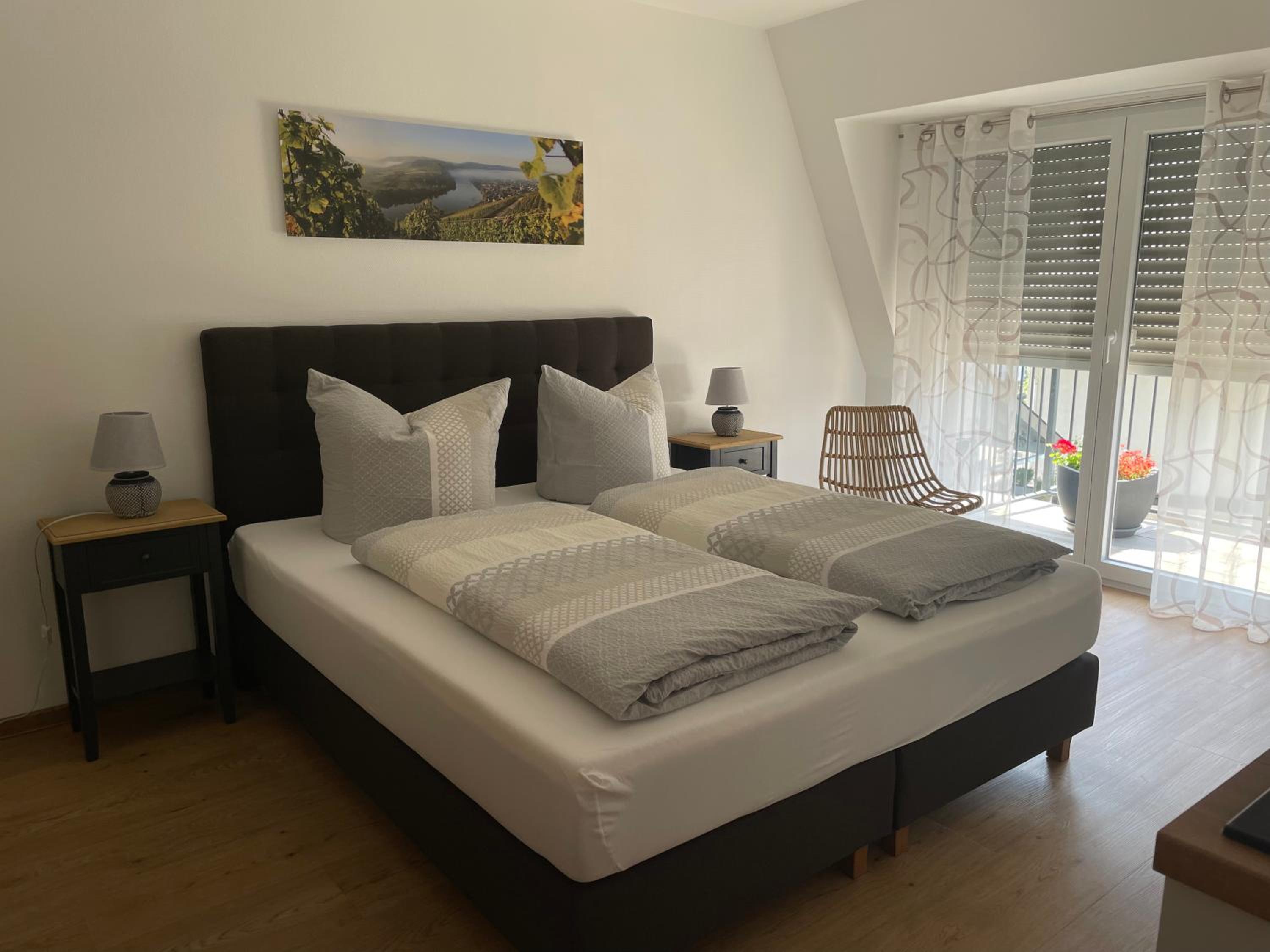 Apartment photo 2