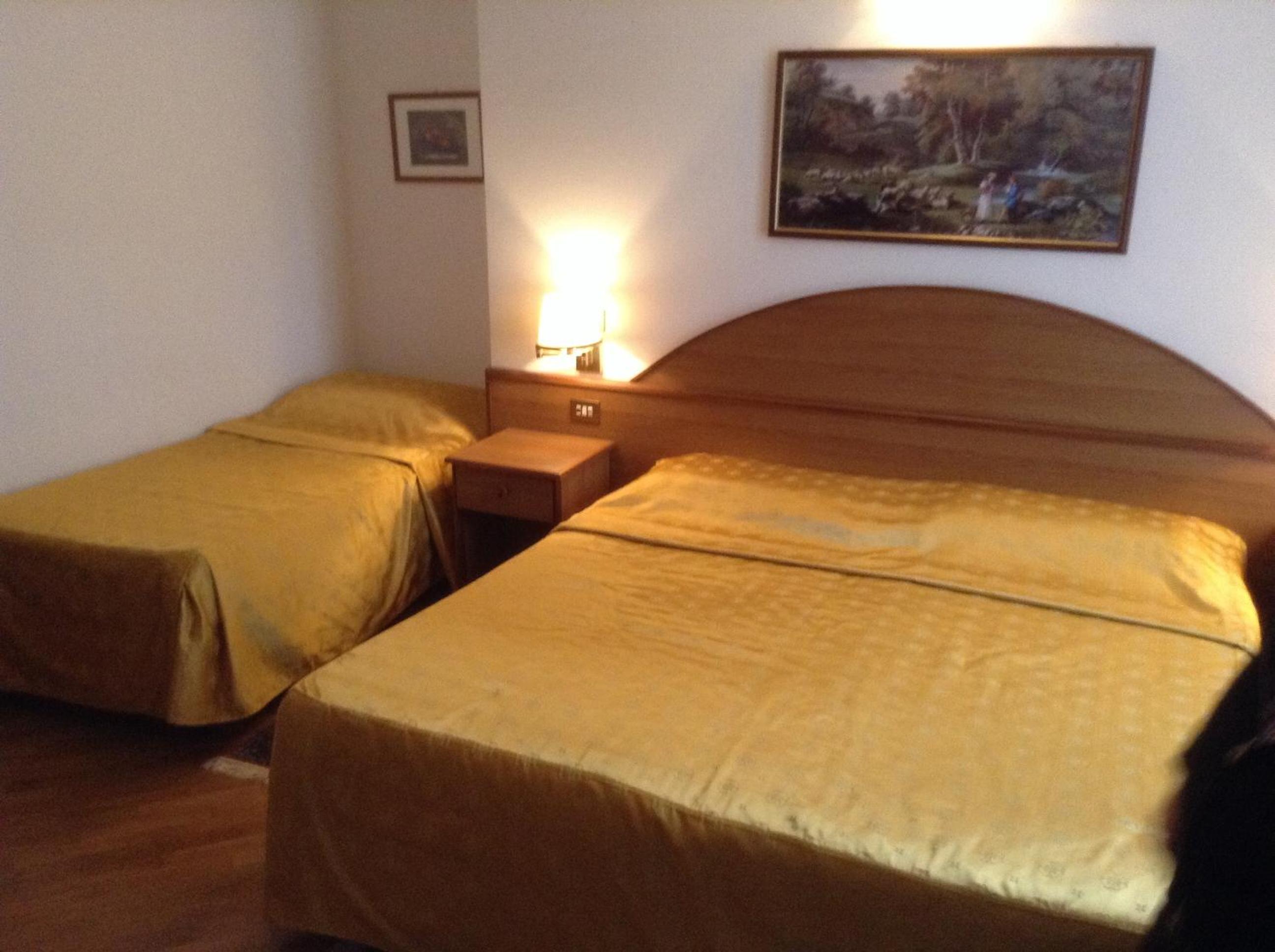 Triple Room - Photo 1