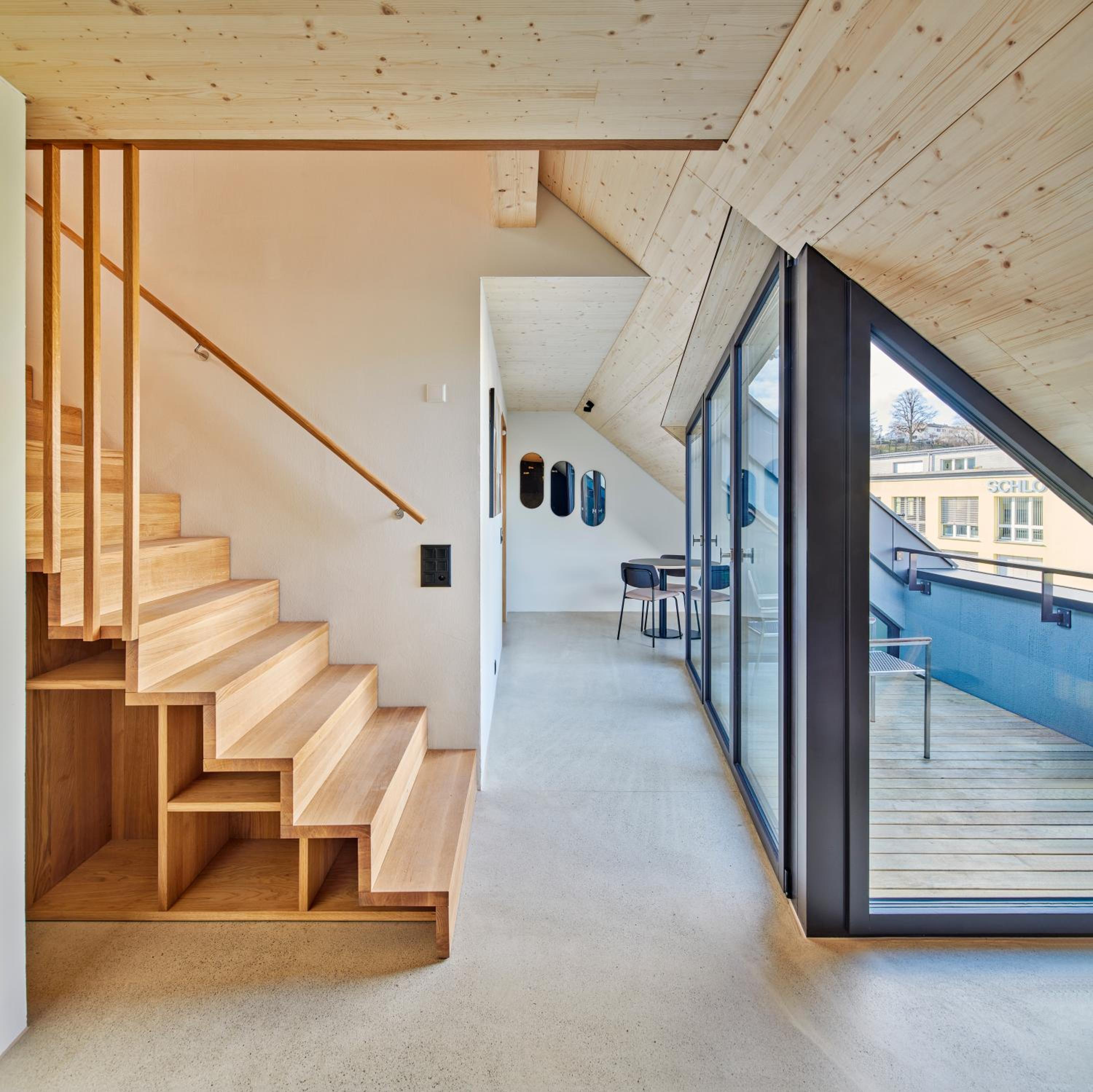 Loft photo 3