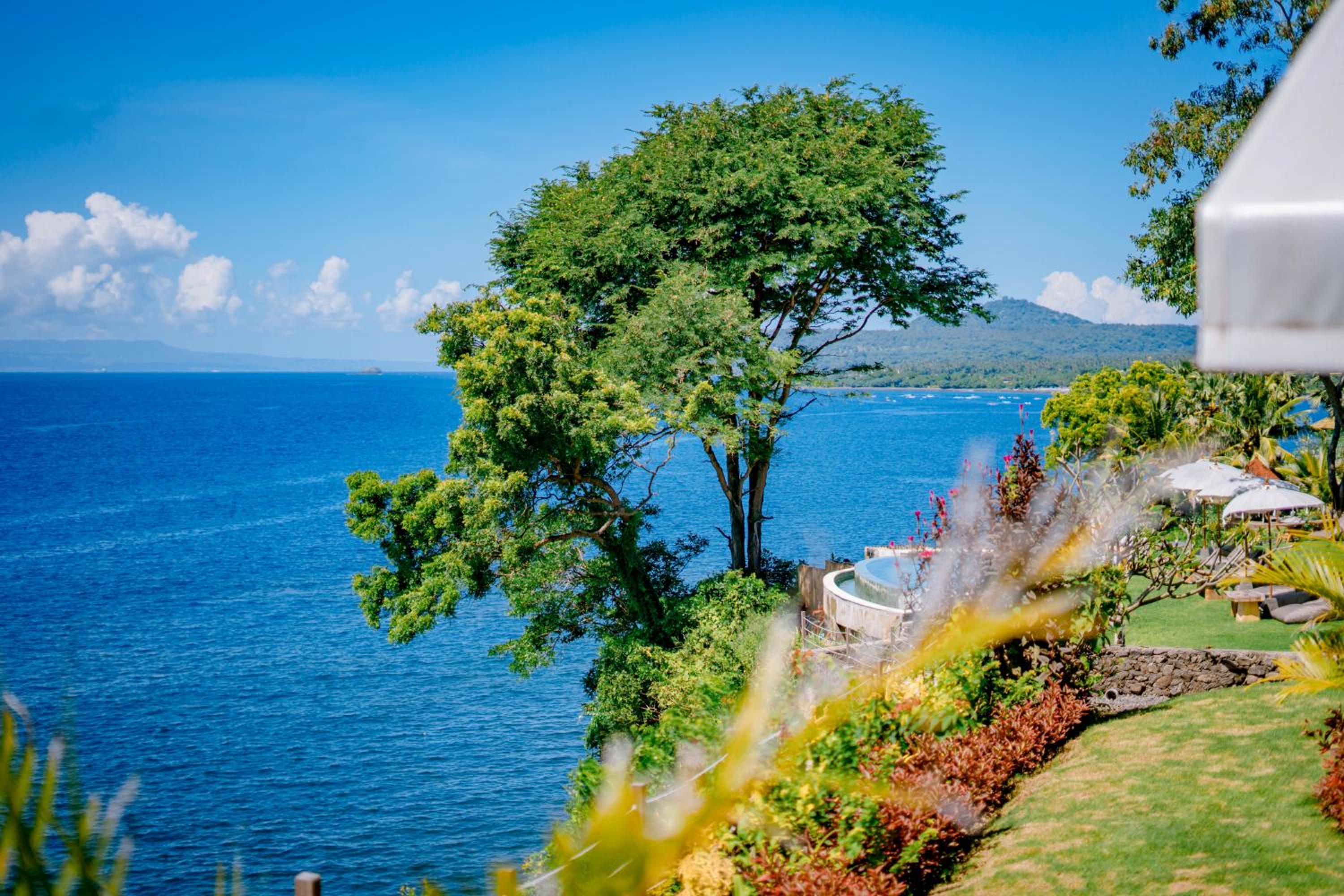 Deluxe Double Room with Balcony and Sea View - Photo 20
