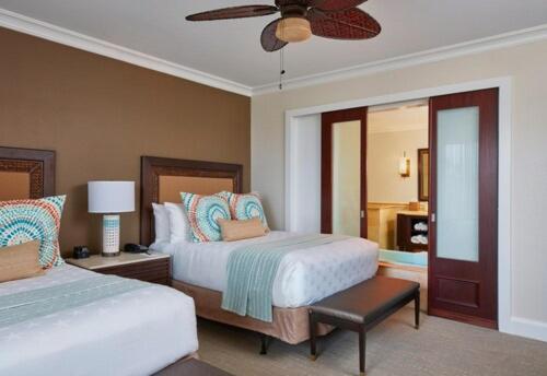 Lagoon View Double Queen Guestroom - Photo 1