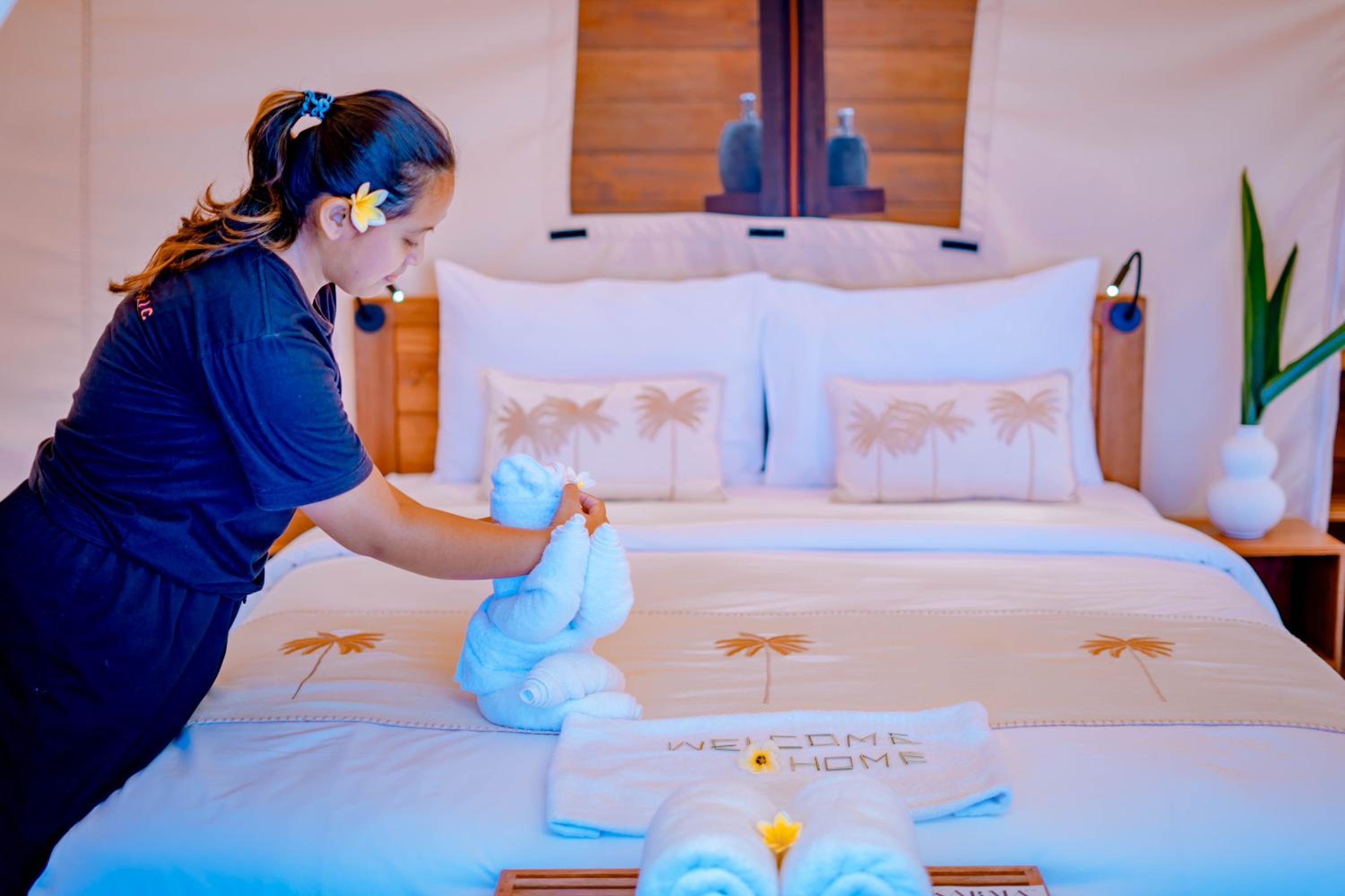 Deluxe Double Room with Balcony and Sea View - Photo 10