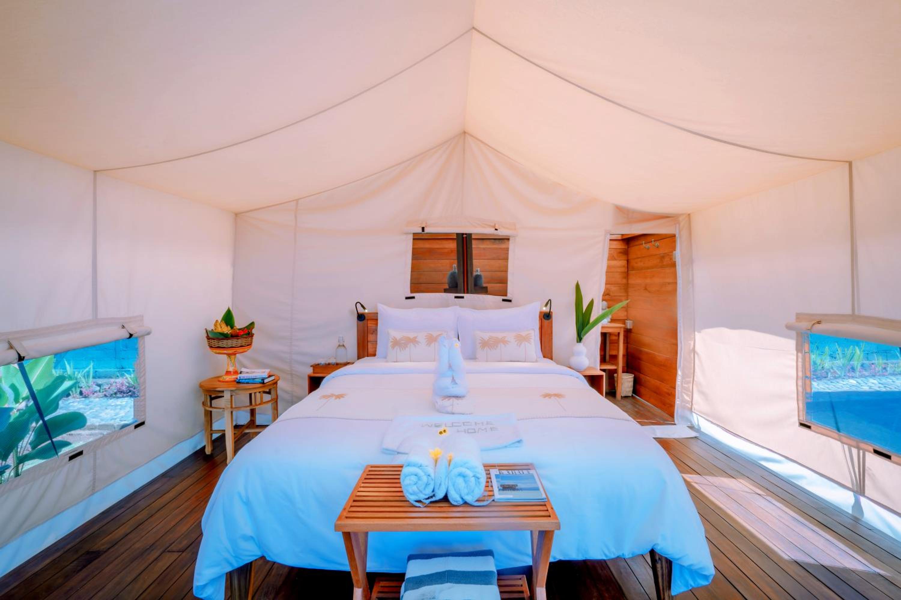 Deluxe Double Room with Balcony and Sea View - Photo 16