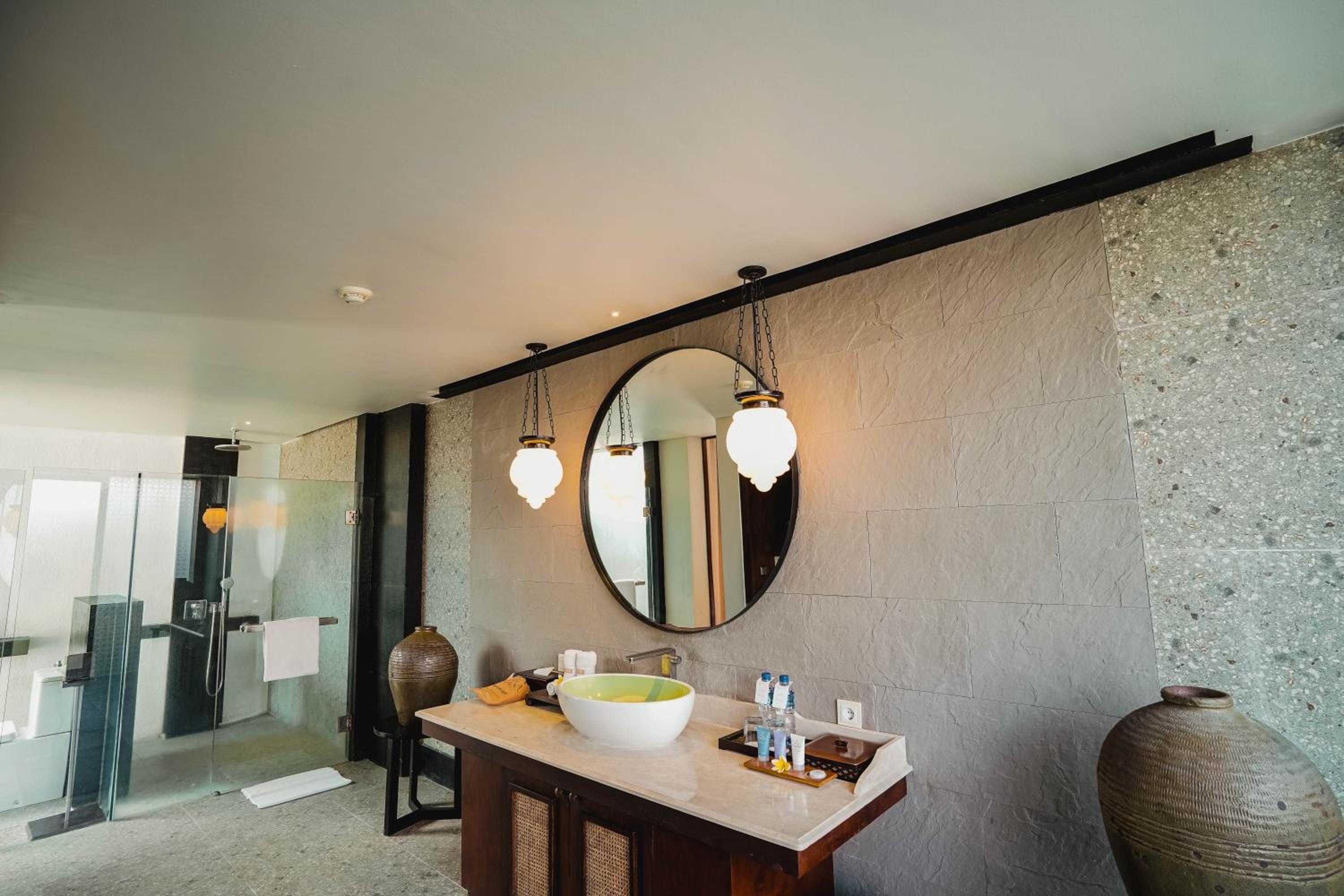 Honeymoon Package at Signature Pool Villa