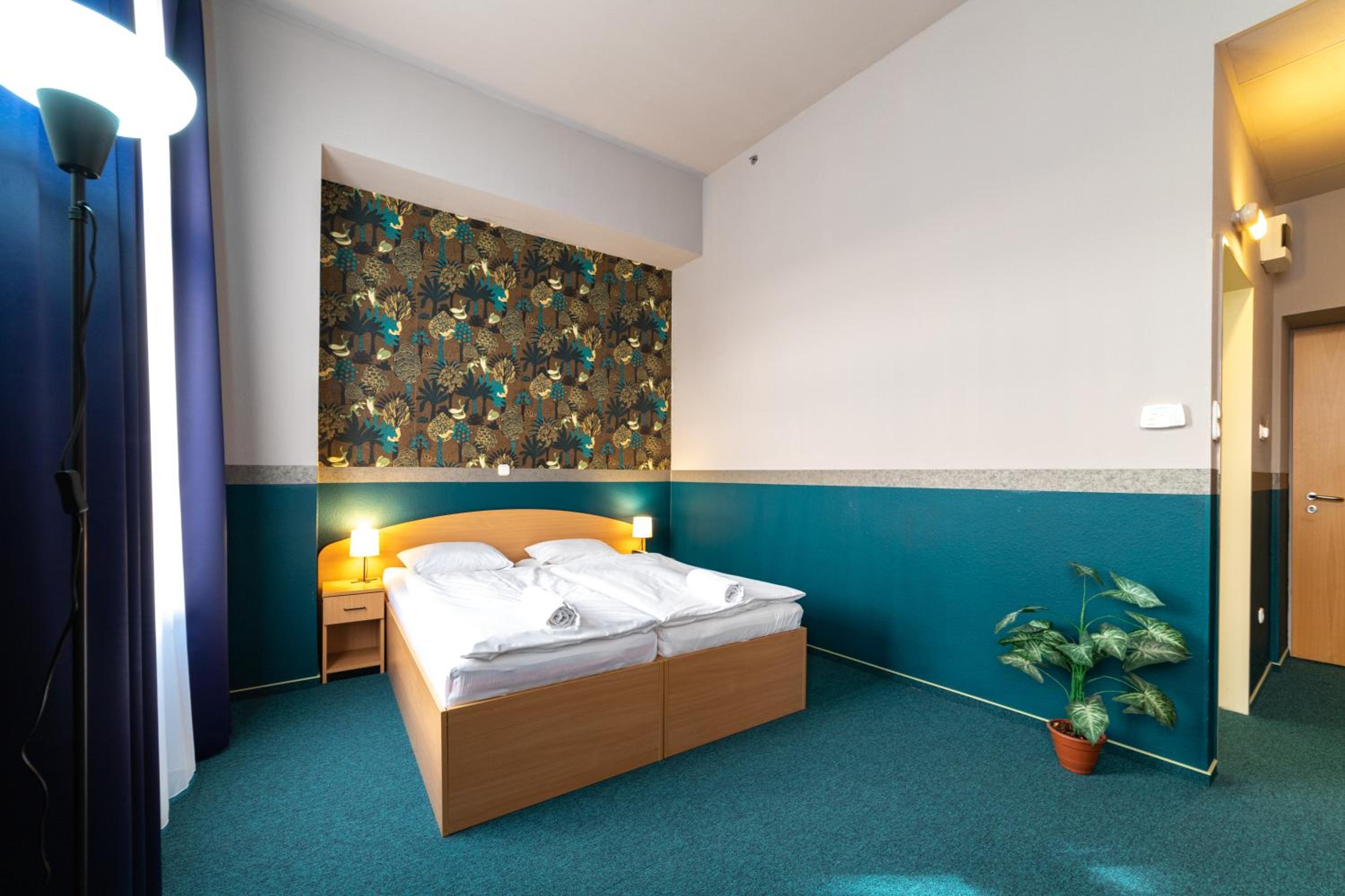 Double Room - Photo 3