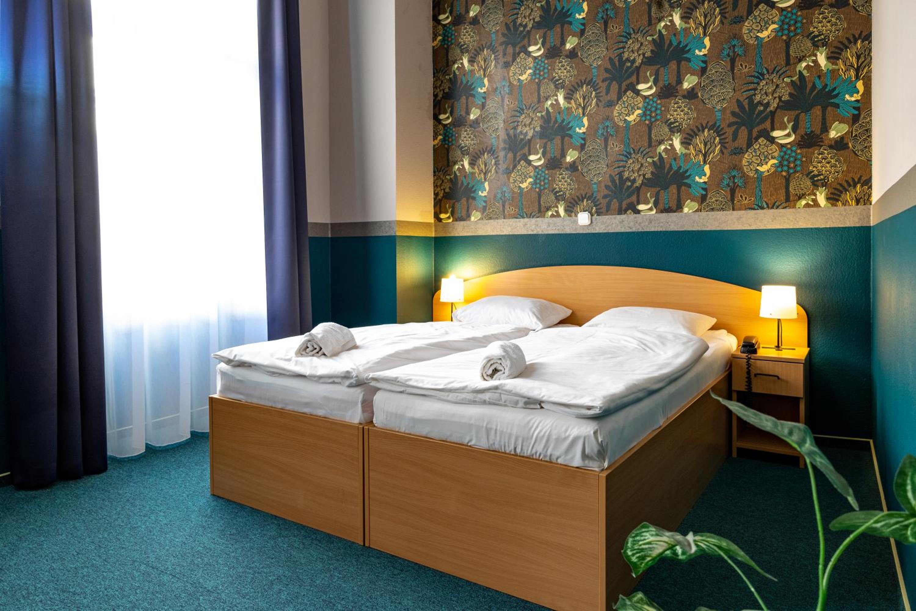 Double Room - Photo 5
