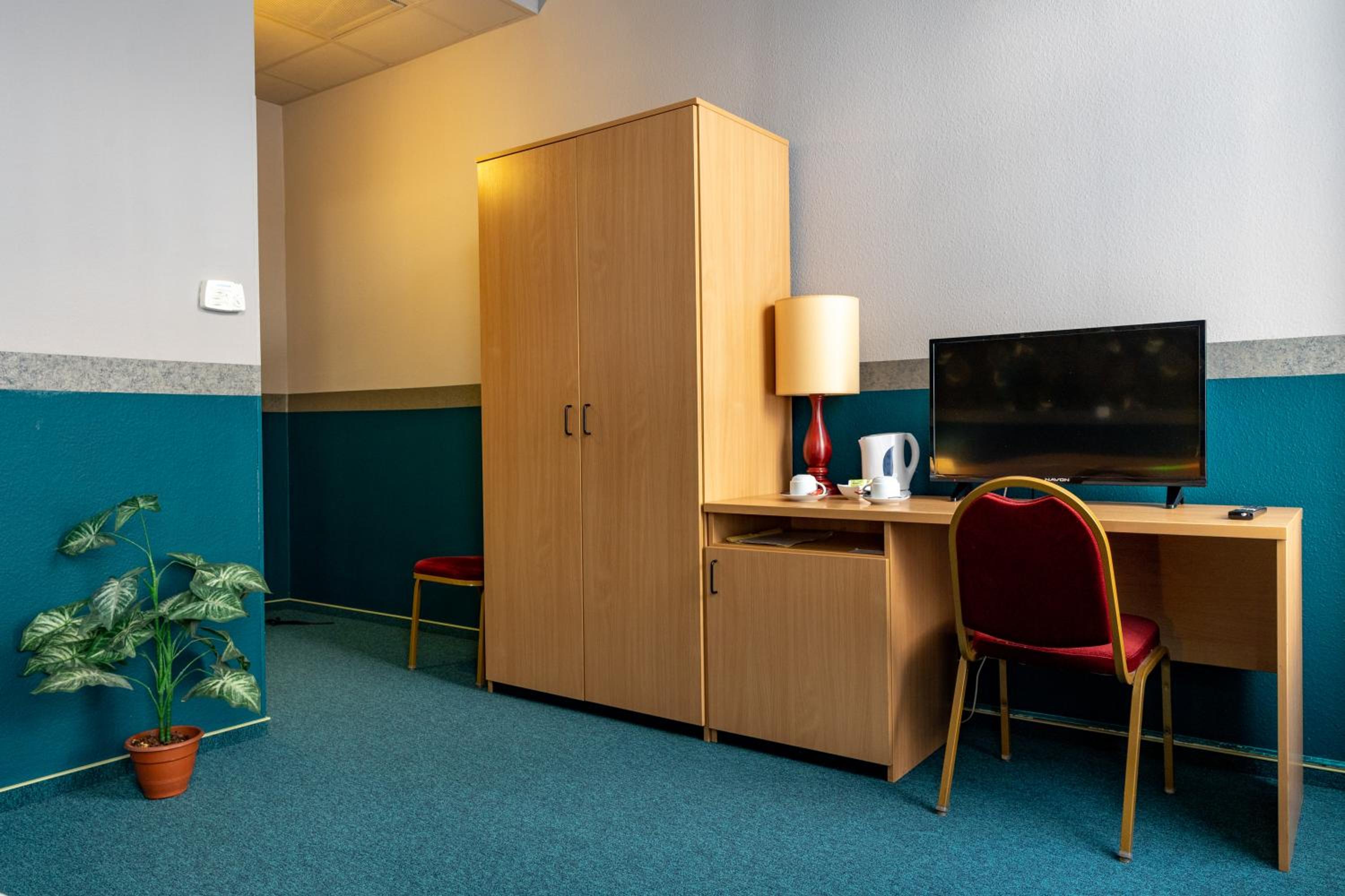 Double Room - Photo 4