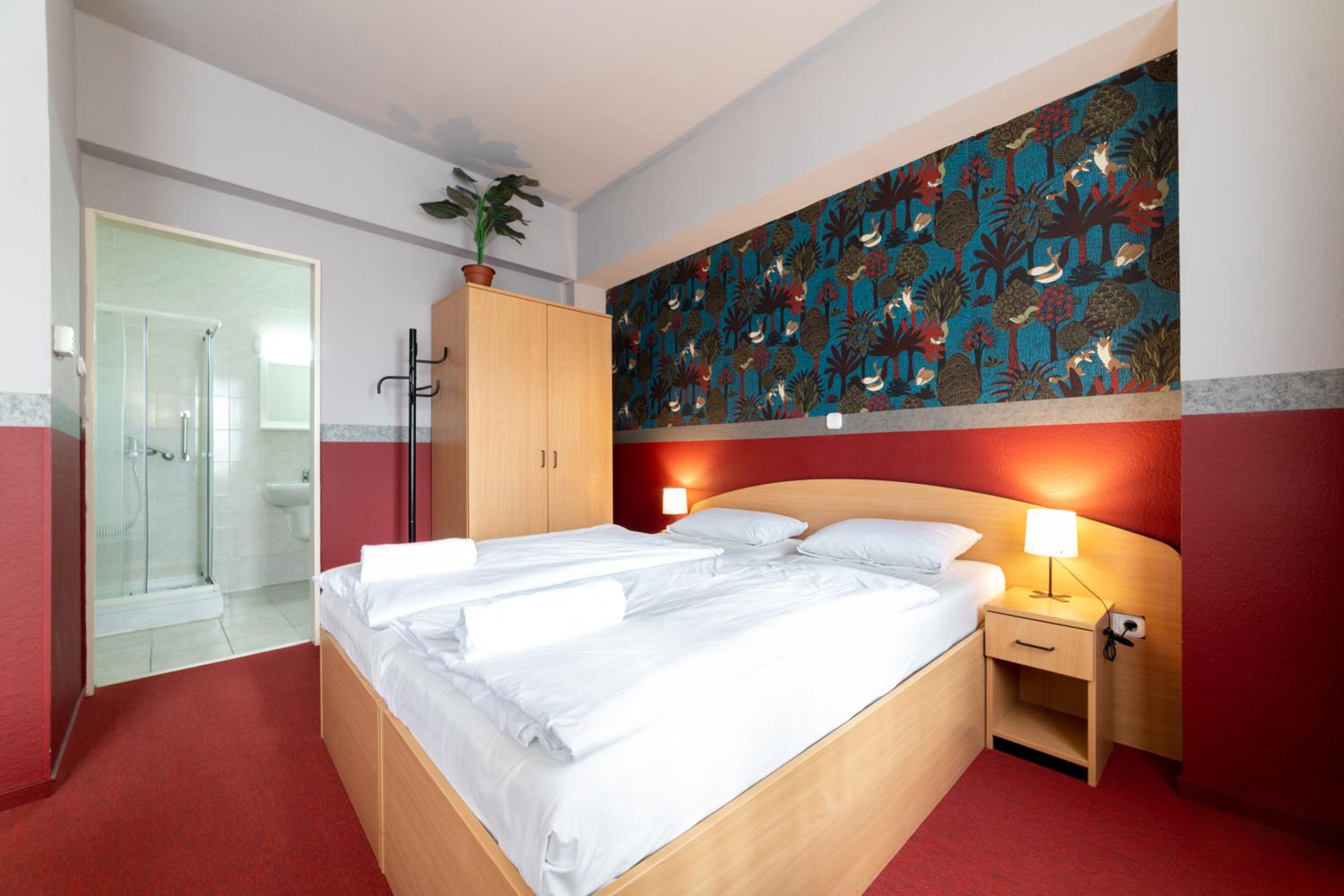 Quadruple Room - Photo 2