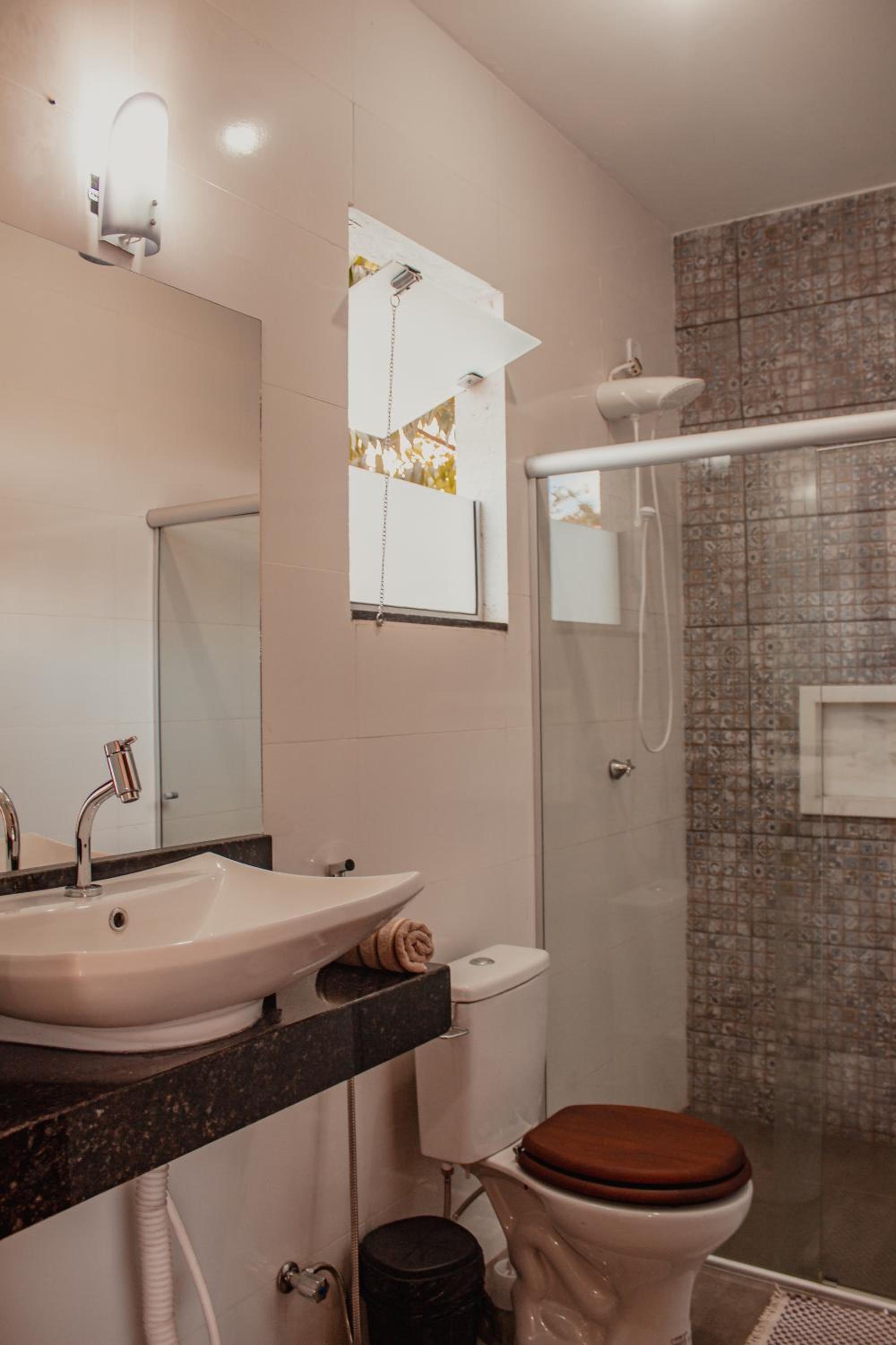 King Suite with Balcony - Photo 2