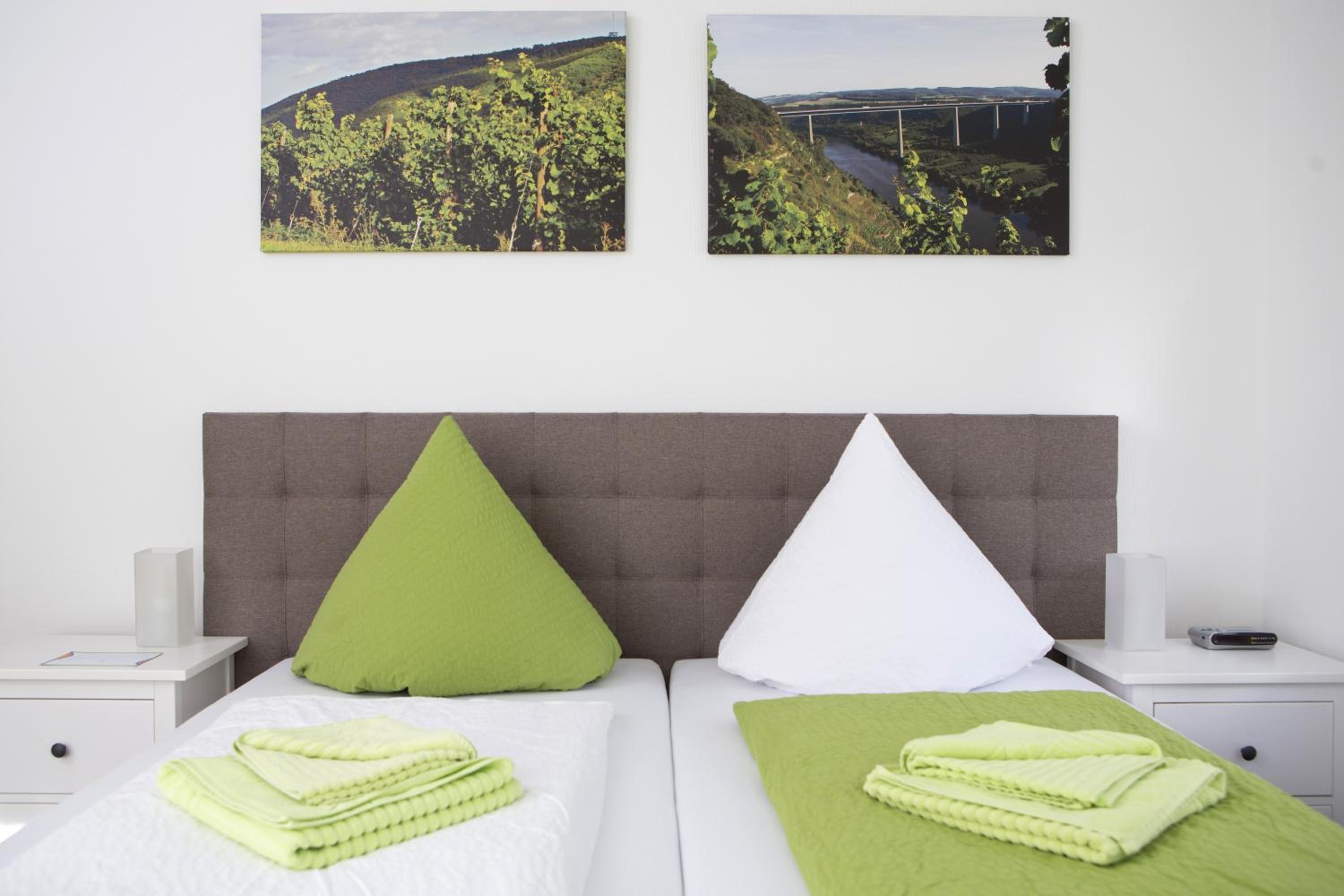 Double Room - Photo 32