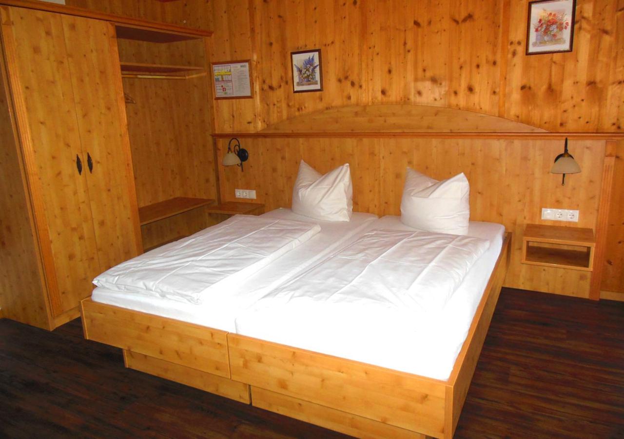 Standard Triple Room photo 3