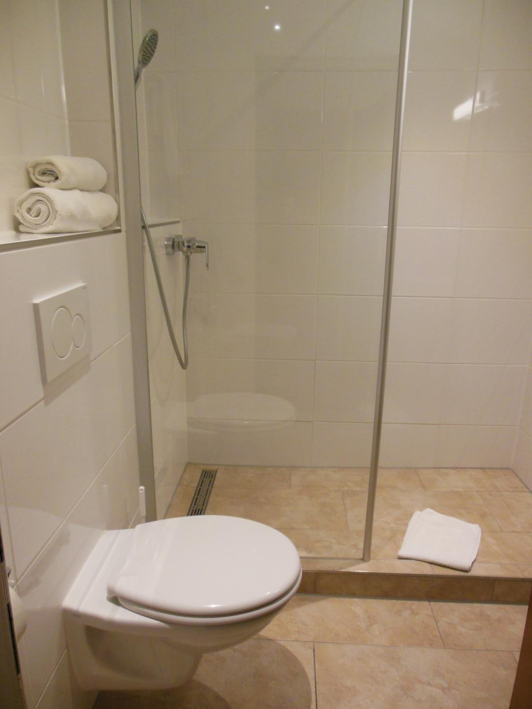 Standard Triple Room photo 2
