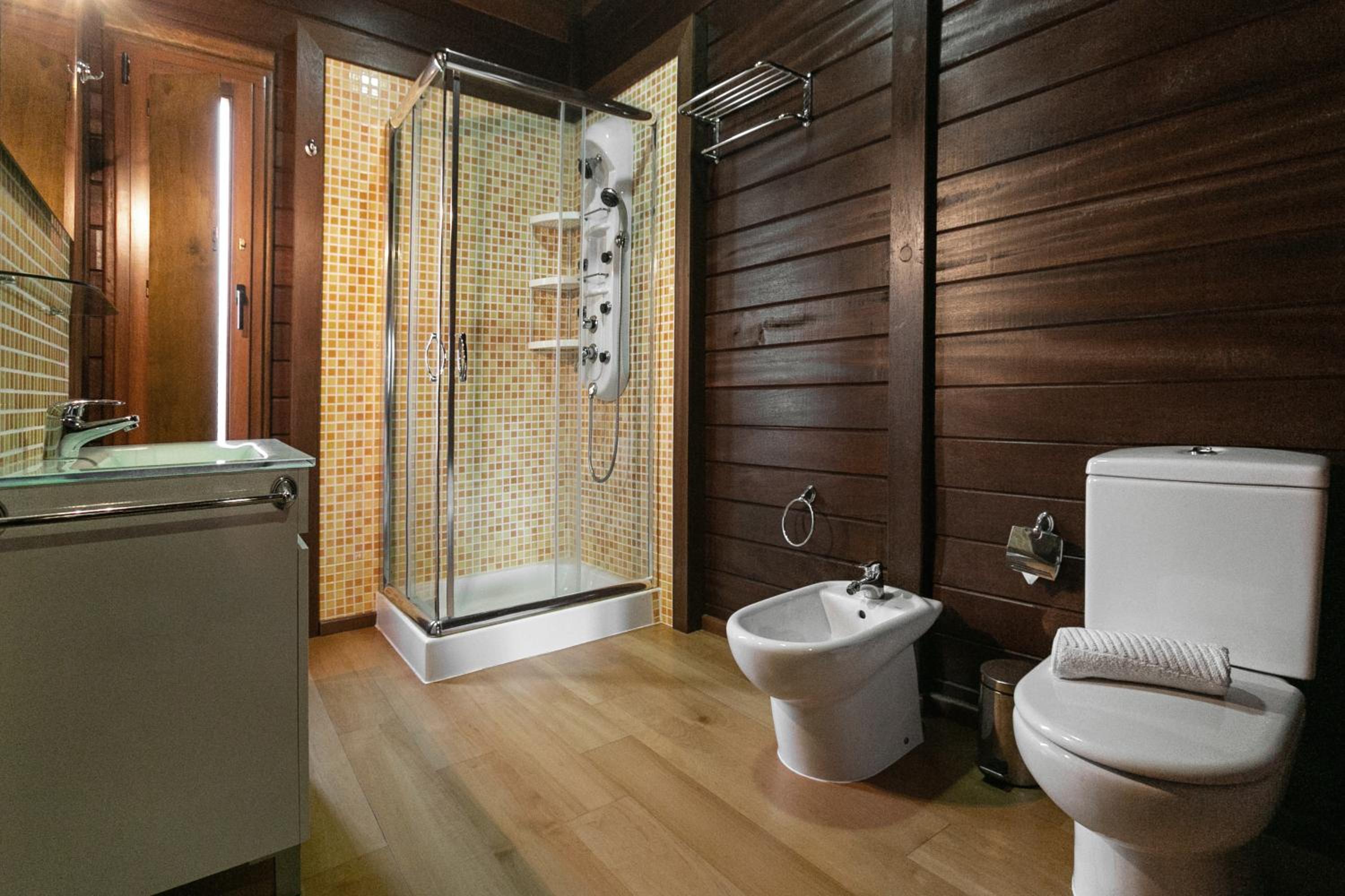 Three-Bedroom Villa photo 2
