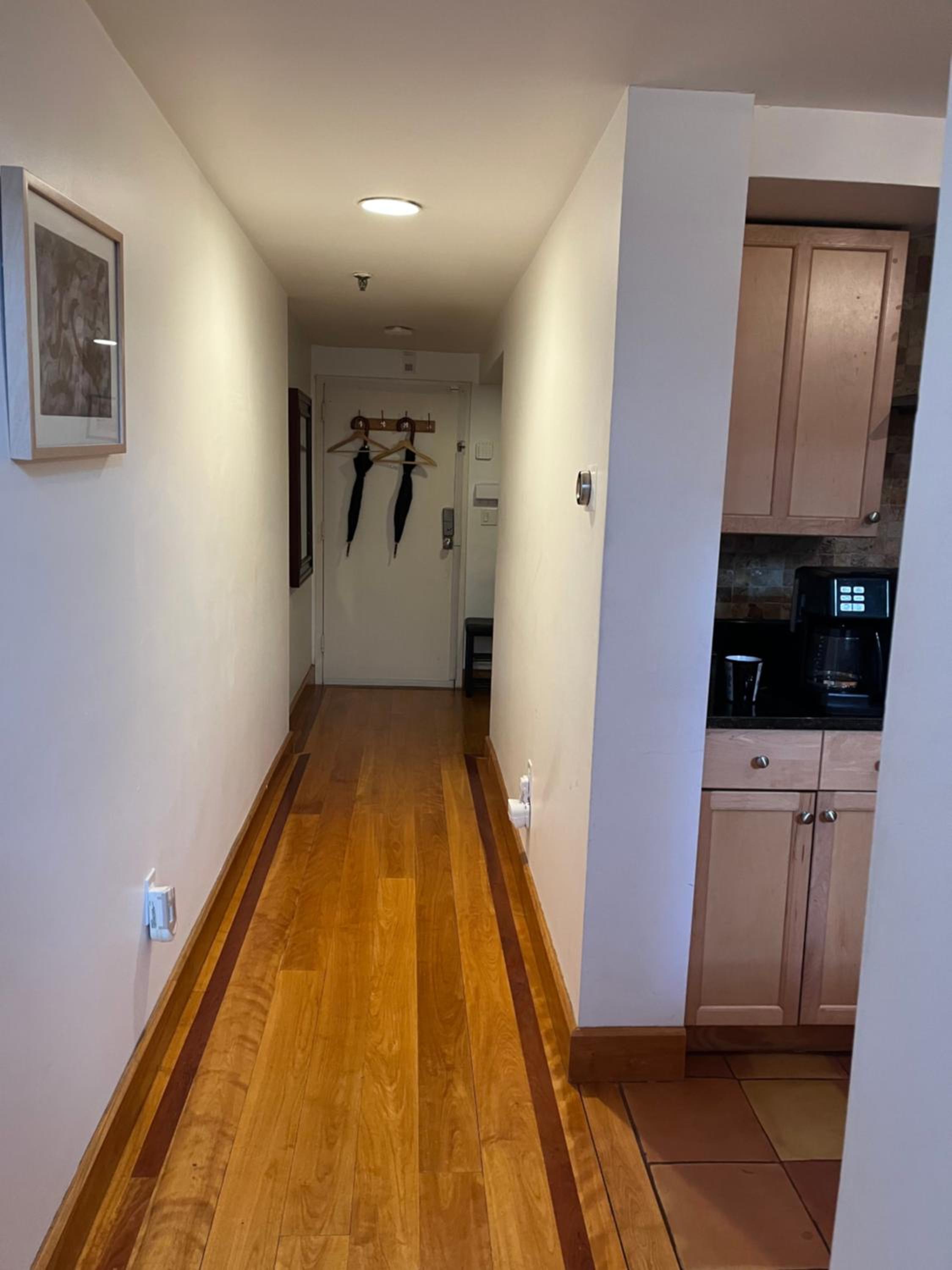 One-Bedroom Apartment photo 2