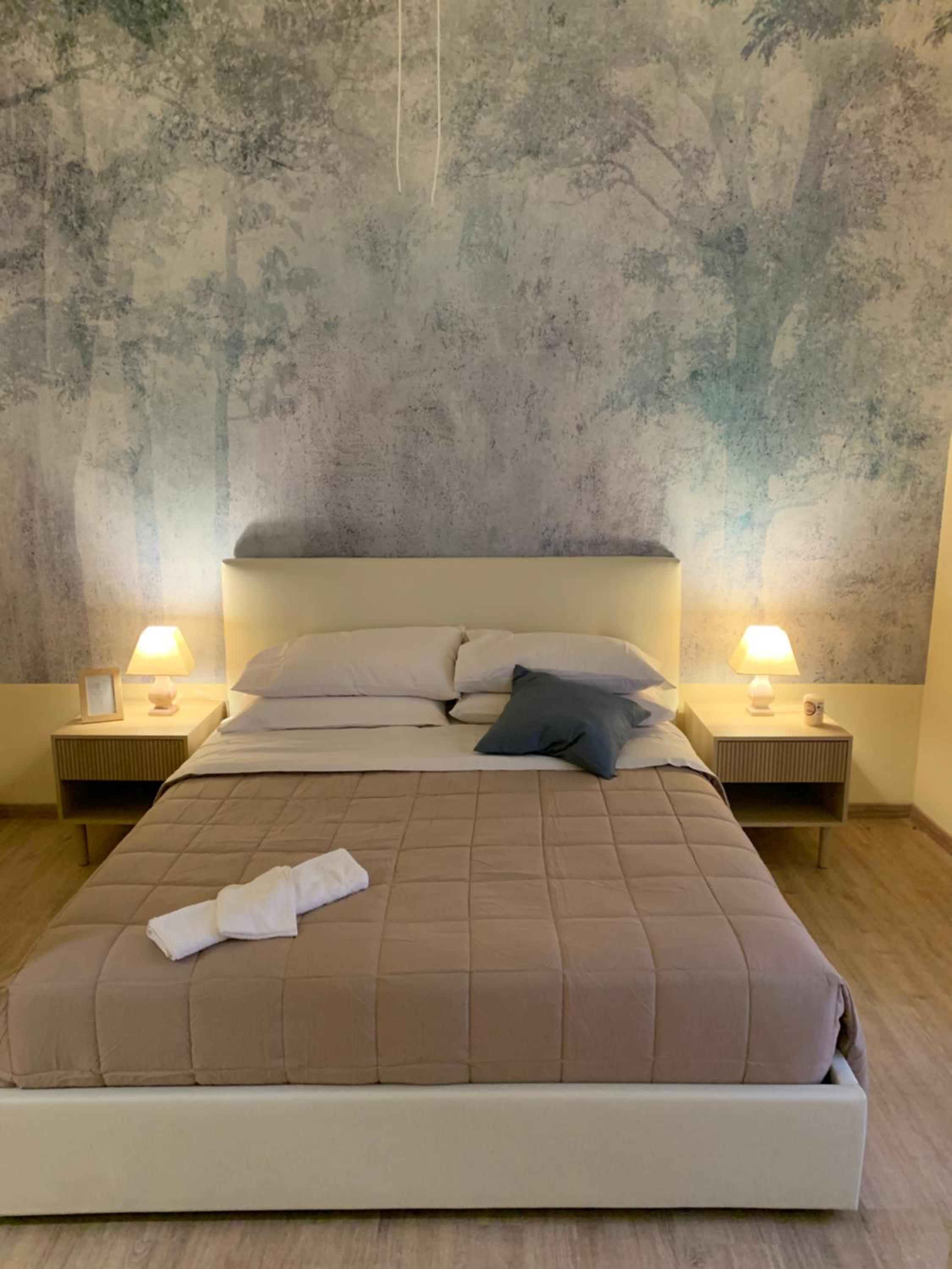Large Double Room photo 1