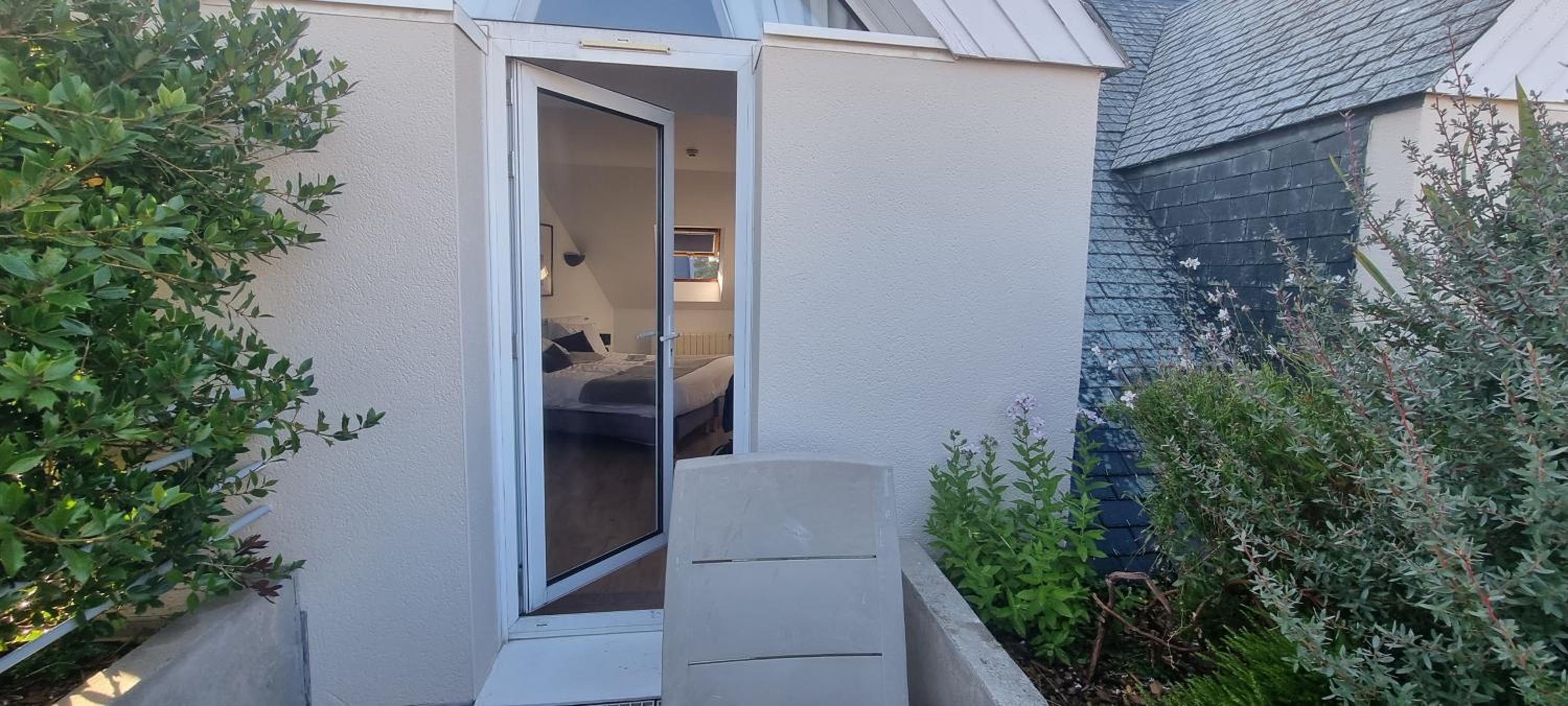 Superior Double or Twin Room with Terrace - Photo 16