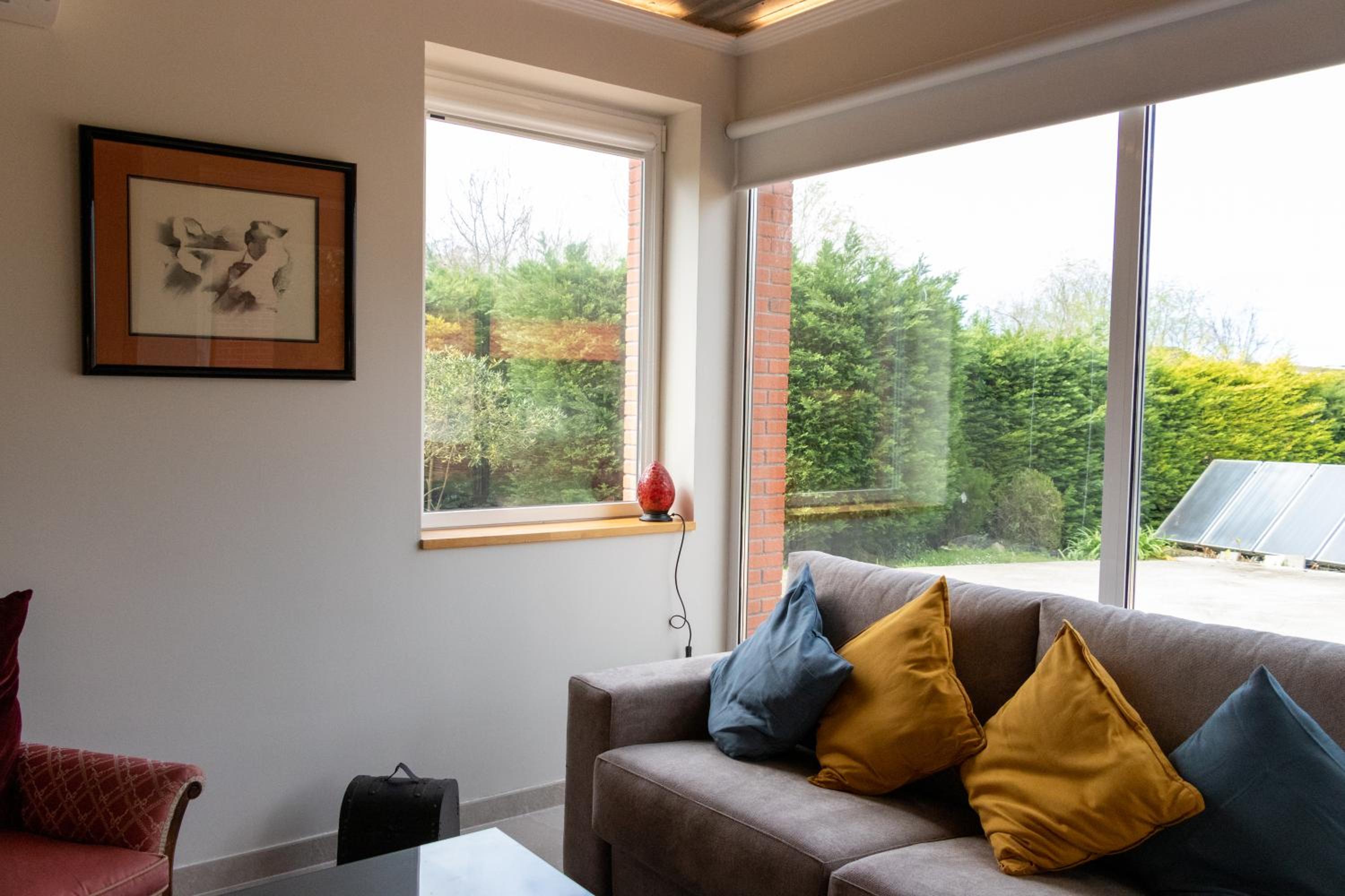 Apartamento de una habitación con vista al jardín