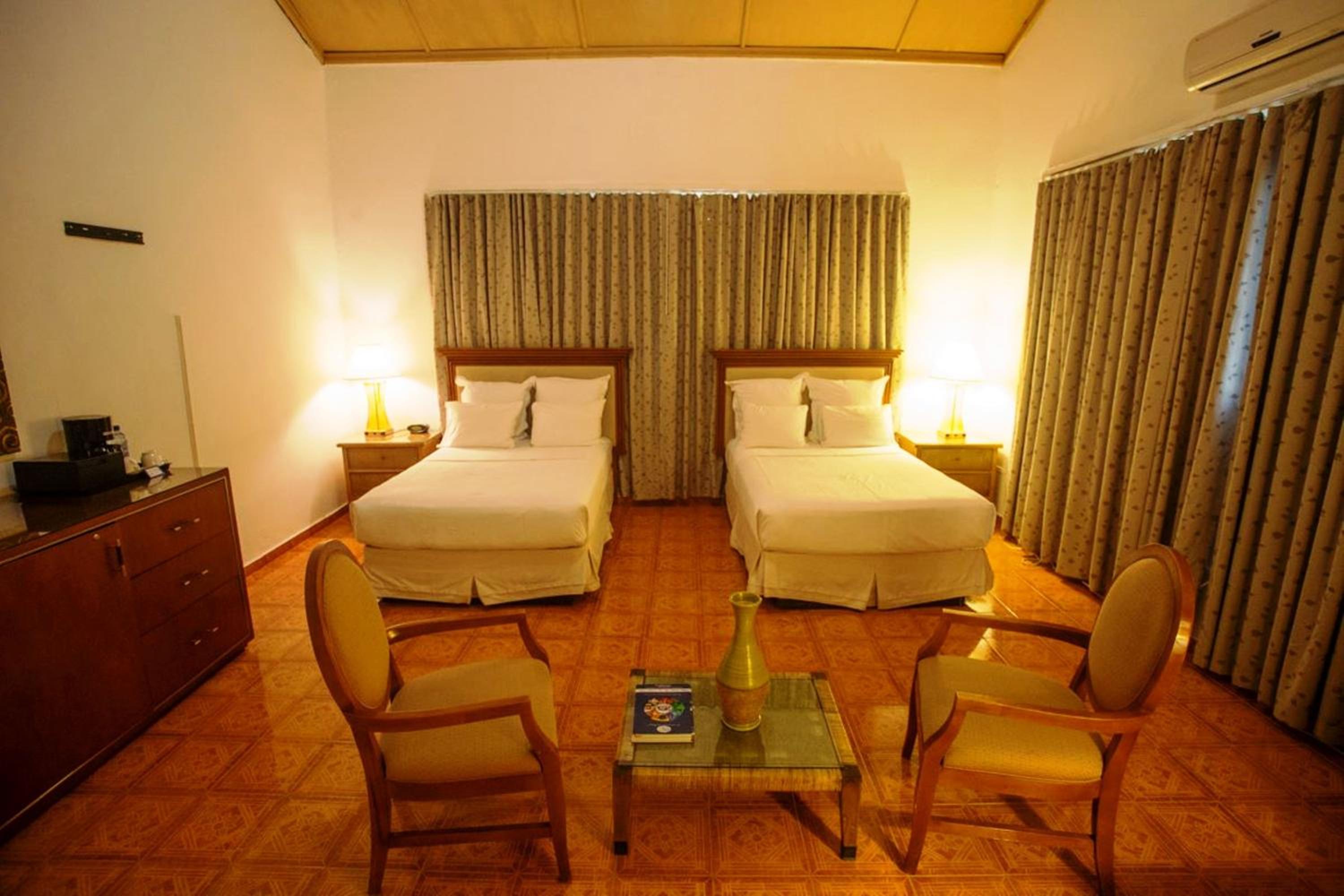 Deluxe Double Room photo 3