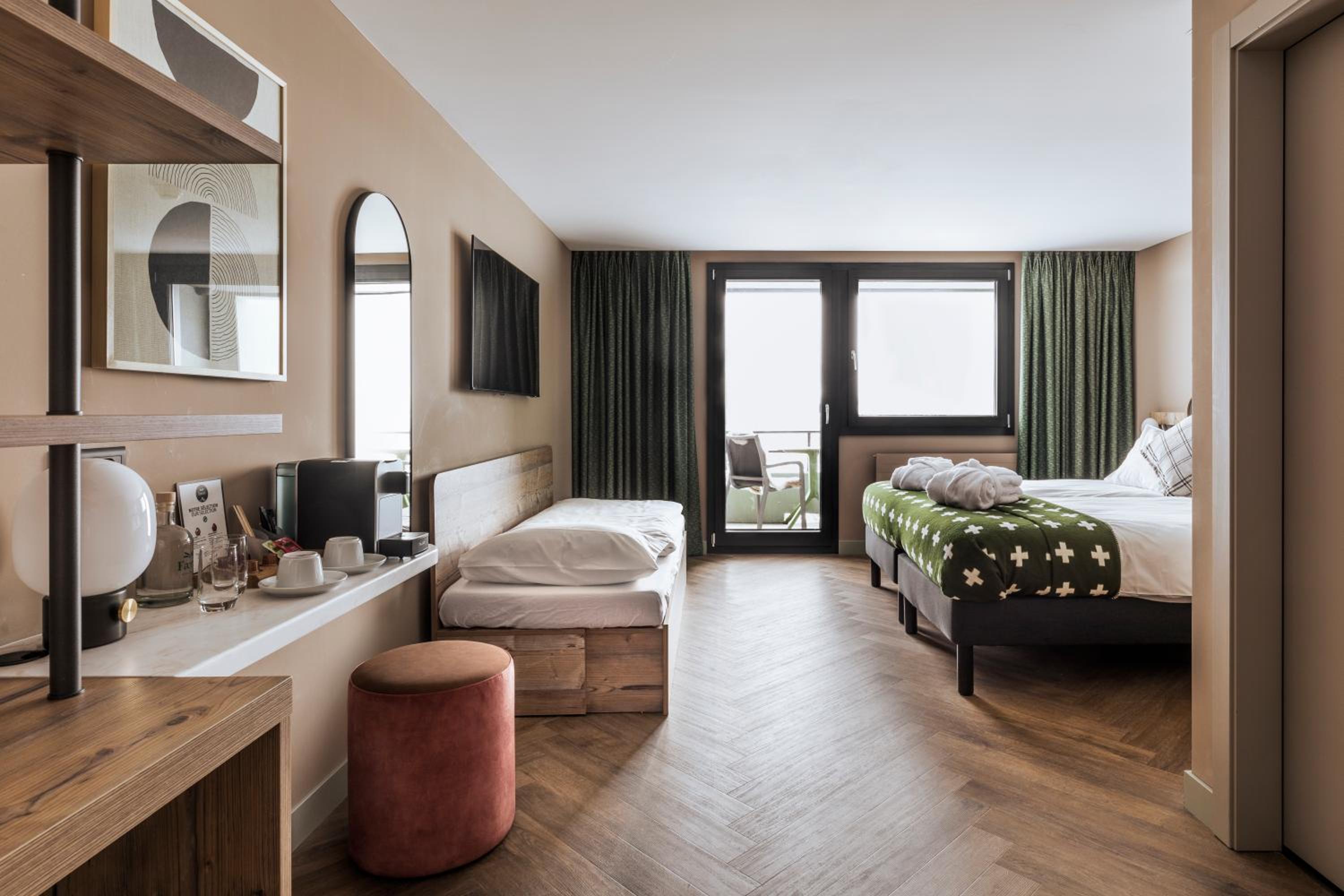 Maxi Triple Room with Balcony photo 2