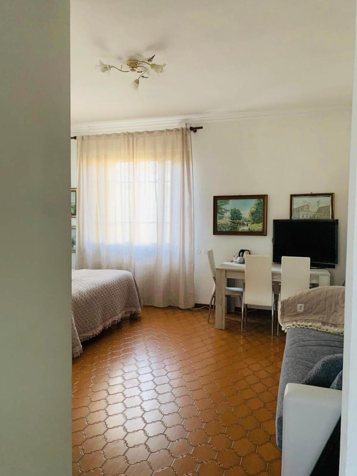 Large Double Room