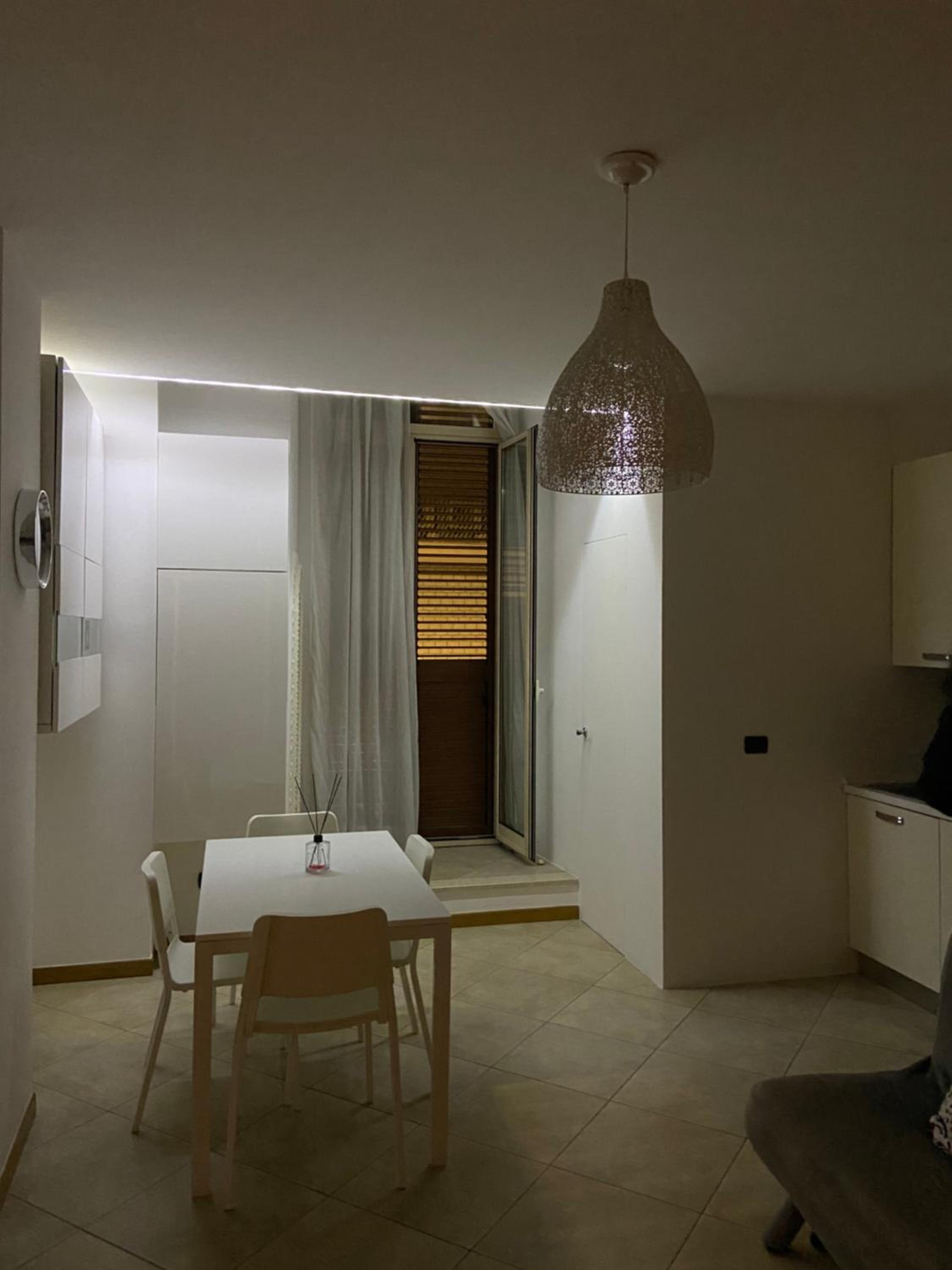 One-Bedroom Apartment - Photo 75
