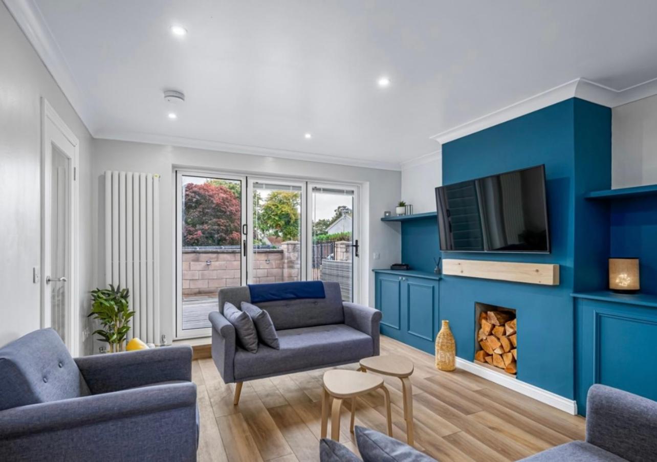 Three-Bedroom Villa photo 1