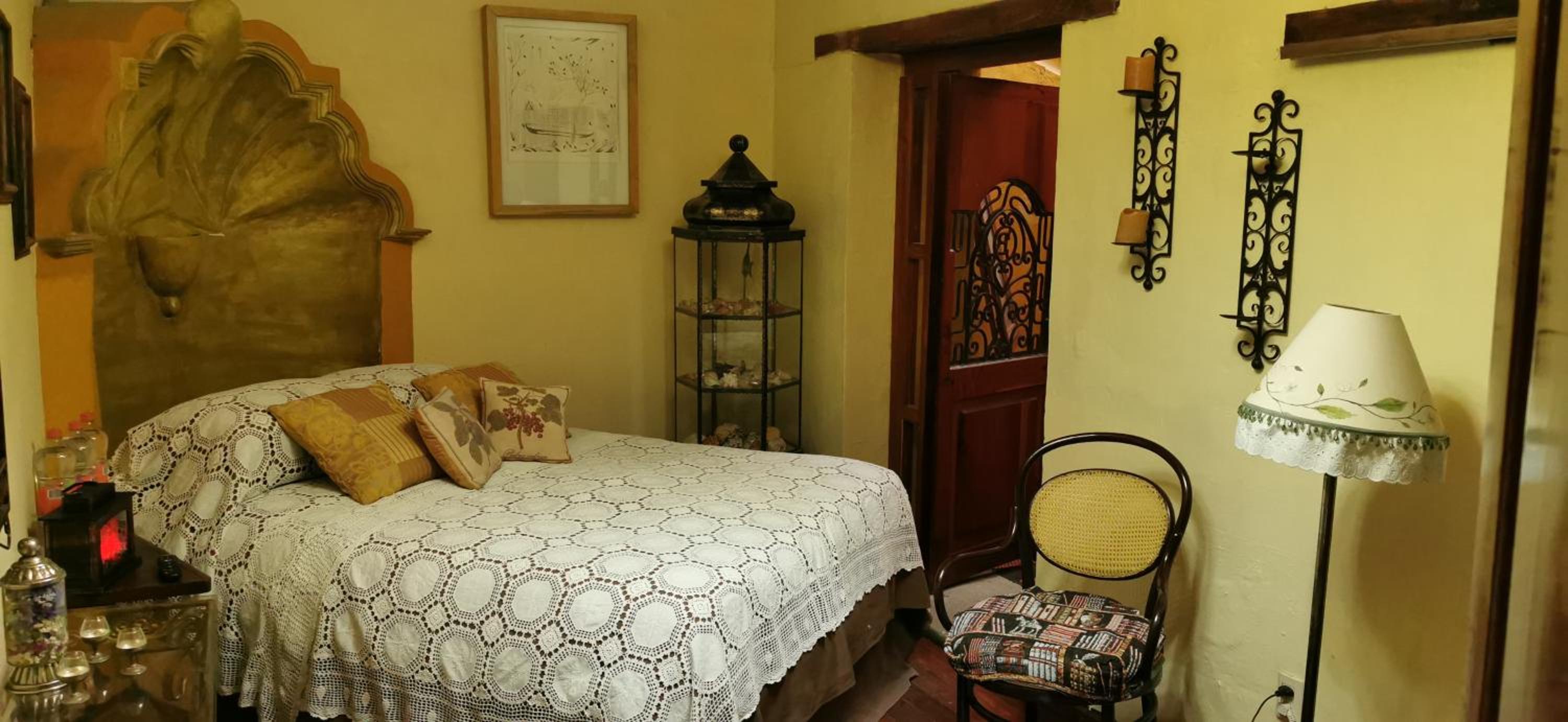 Standard Suite - Photo 5