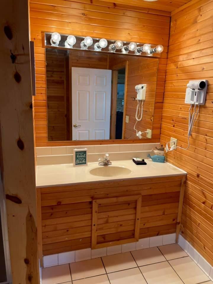 One-Bedroom House photo 3