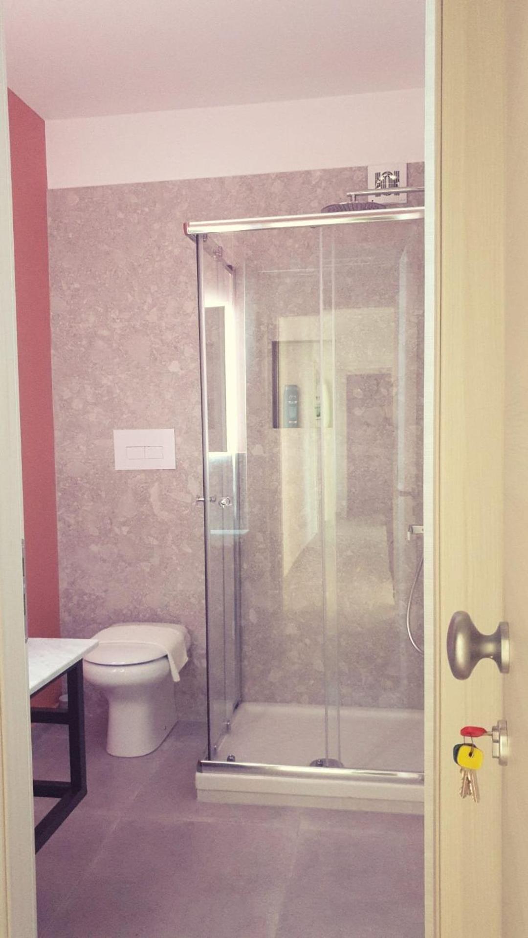 Triple Room - Photo 6