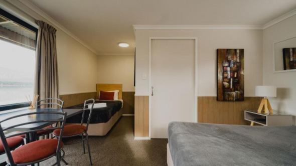 Ensuite Cabin - Photo 3