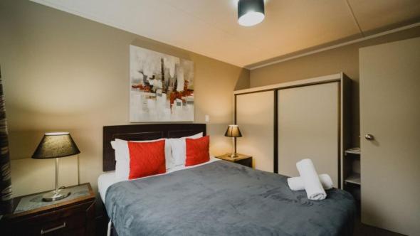 One Bedroom Motel - Photo 1