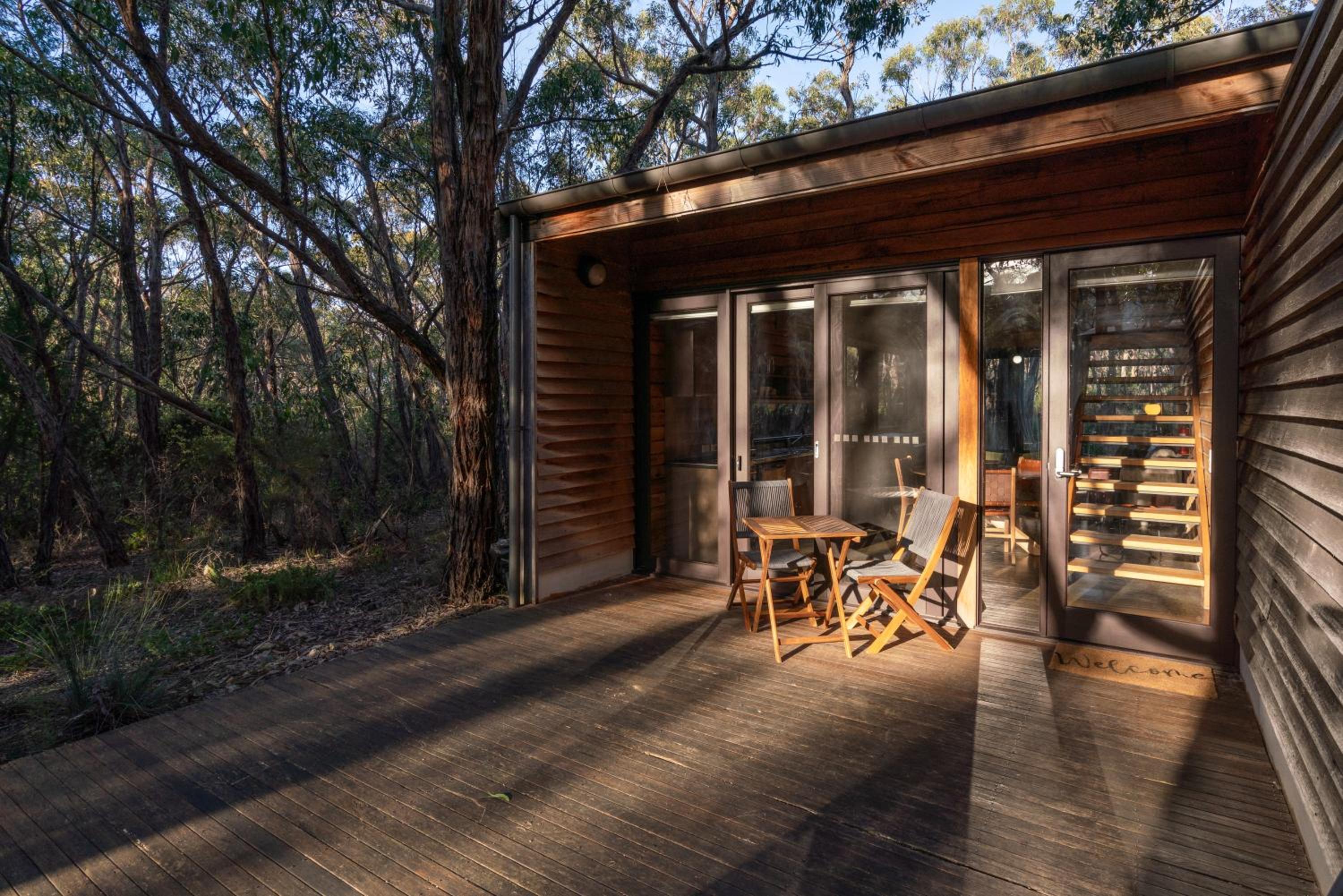 One-Bedroom Apartment - Treehouse photo 2