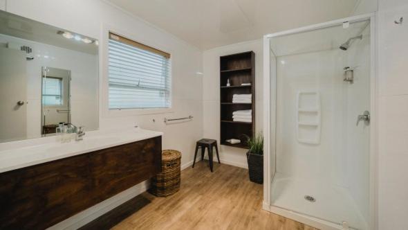 Large Two Bedroom Motel - Photo 5