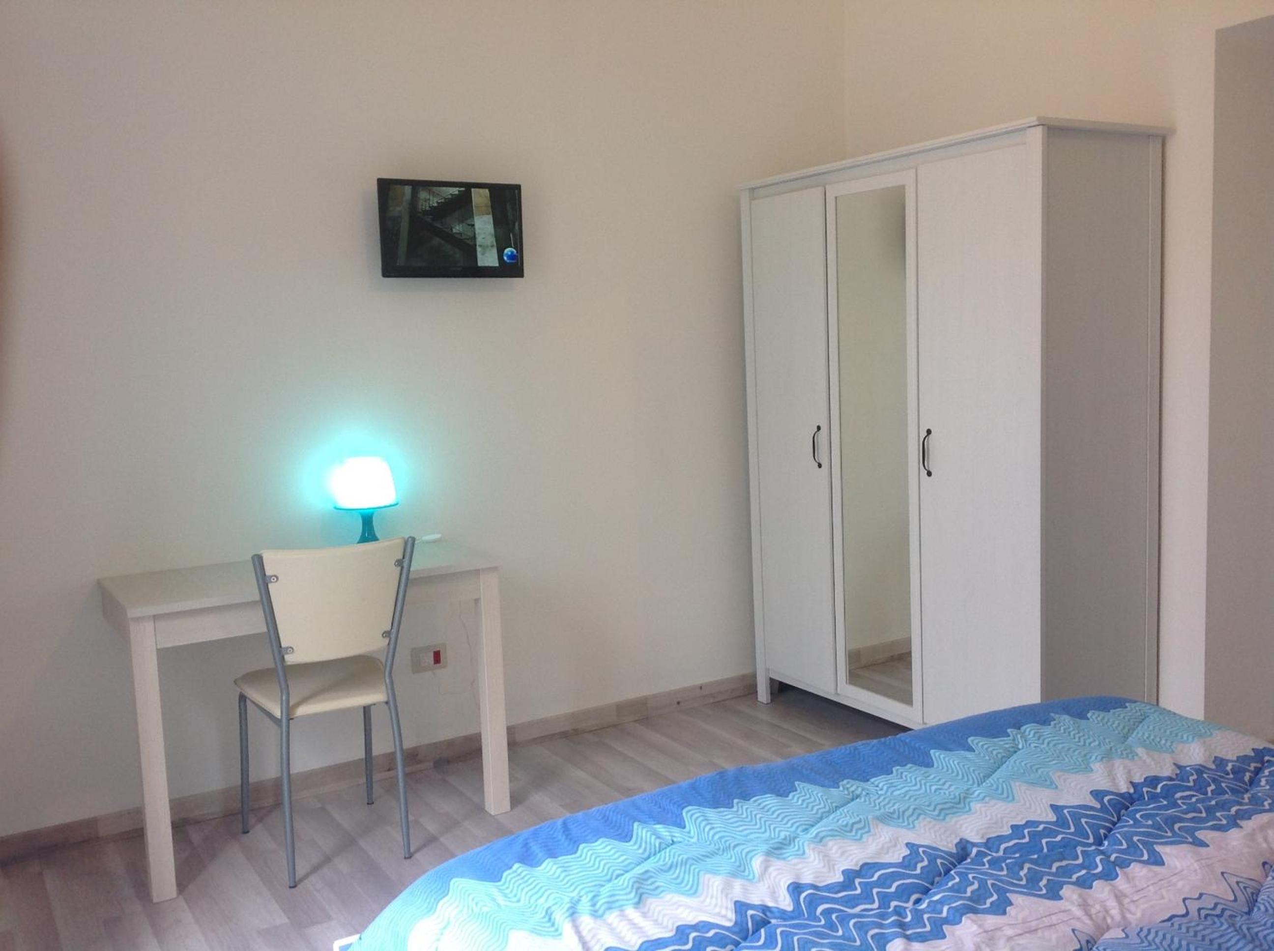 Double Room with Private External Bathroom