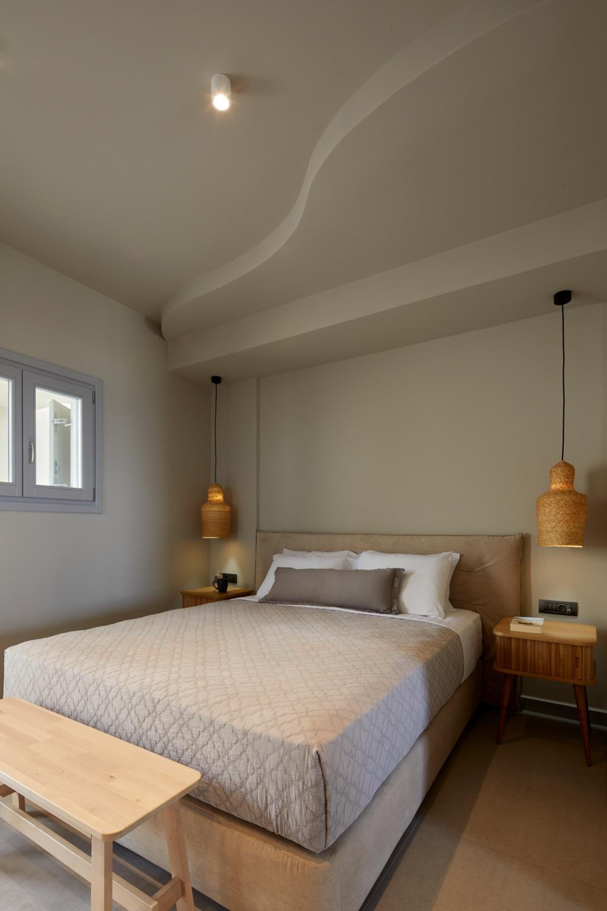 Superior Suite with Sea View - Photo 8