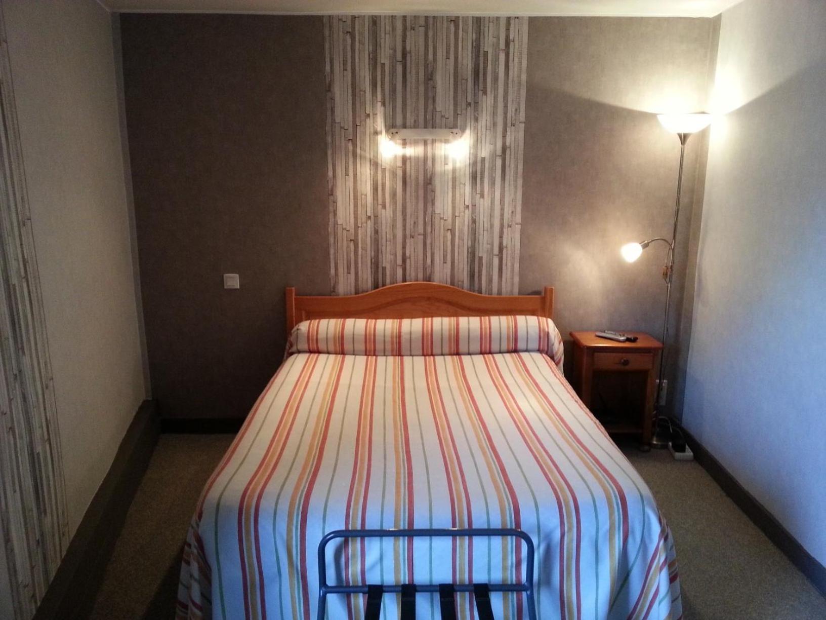 Double Room - Photo 2