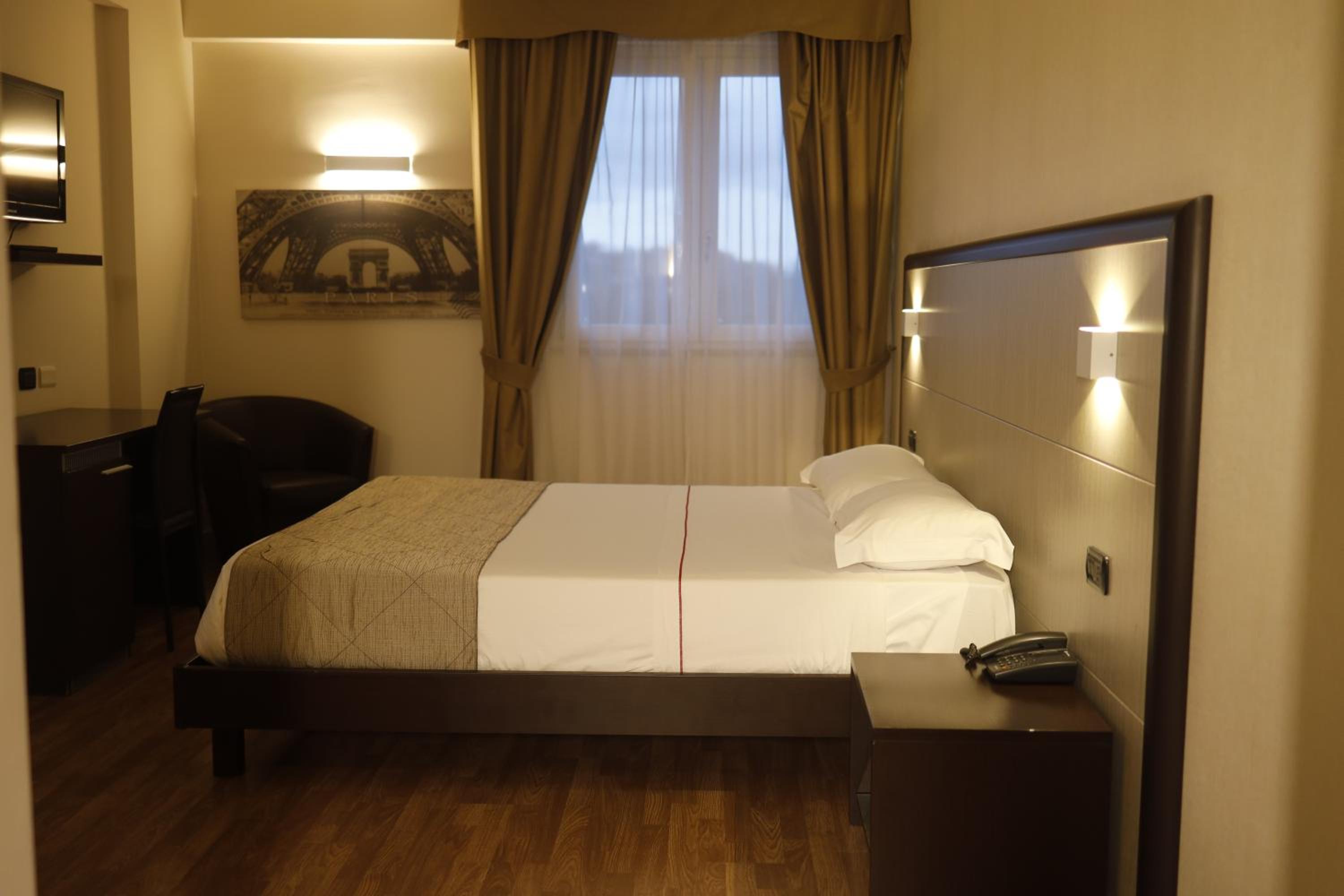Double Room photo 3