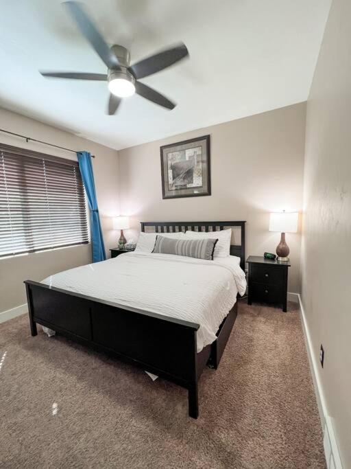 Three-Bedroom House photo 3
