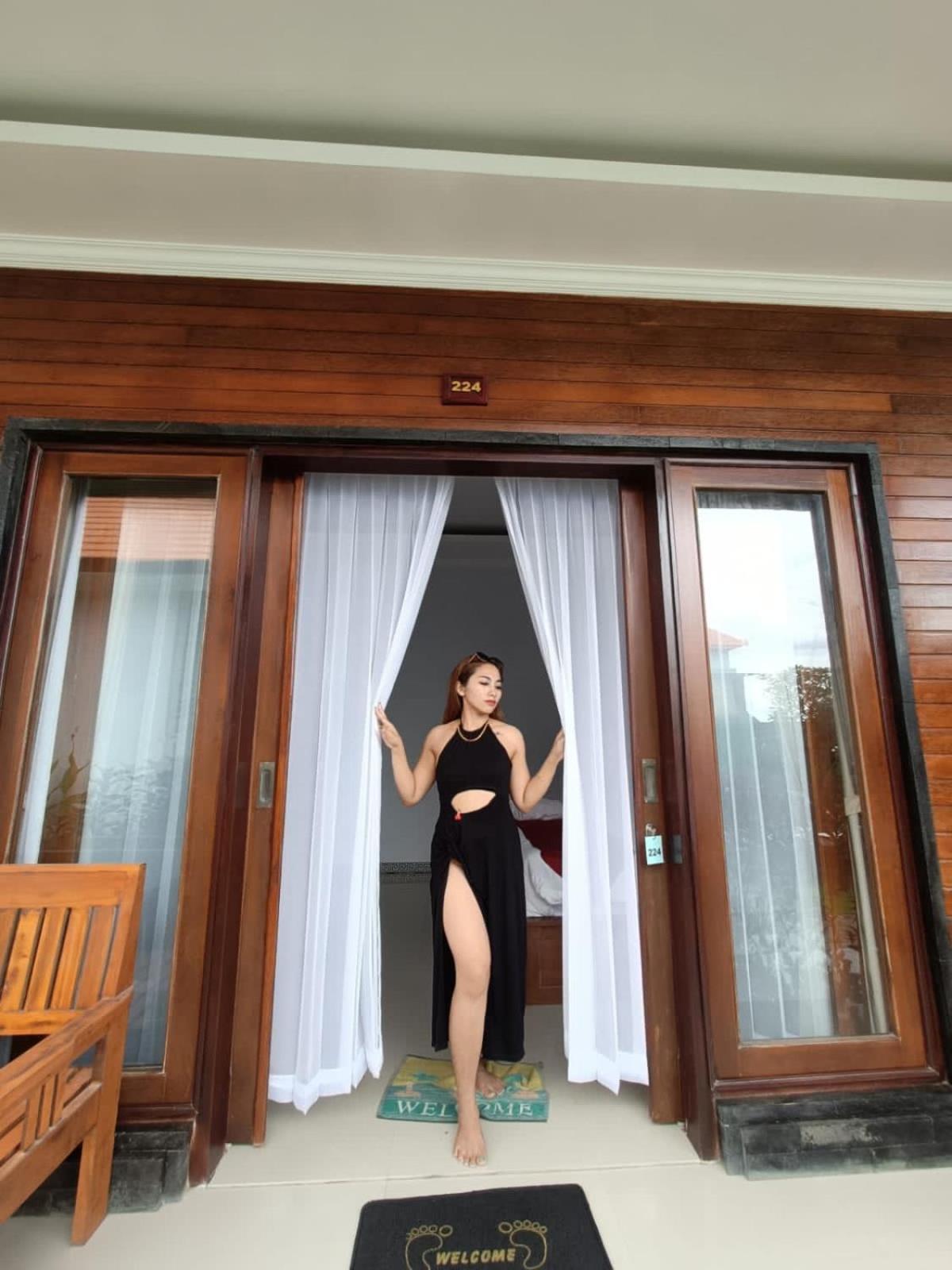 Double Room with Pool View - Photo 22