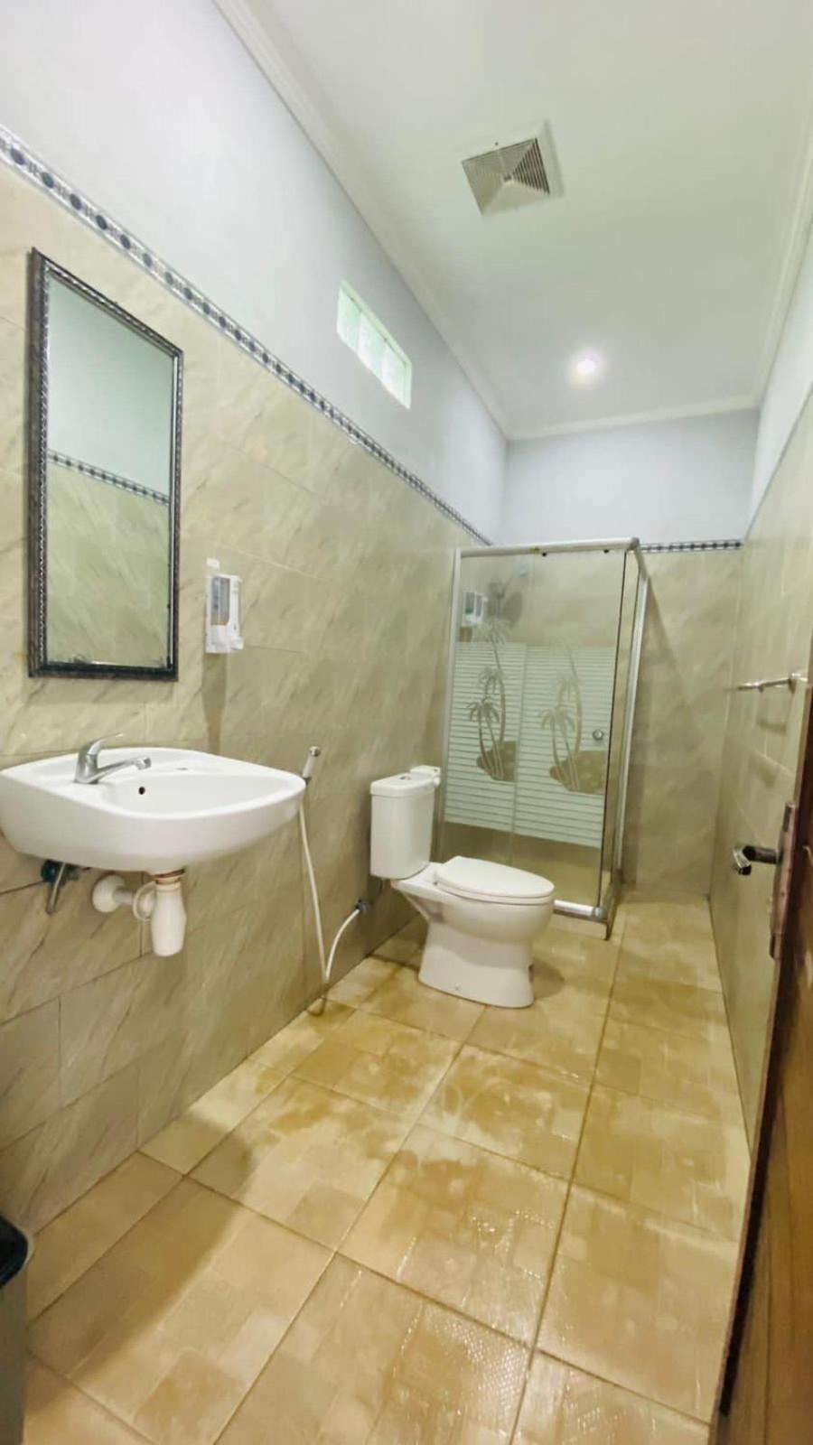 Double Room with Pool View - Photo 18