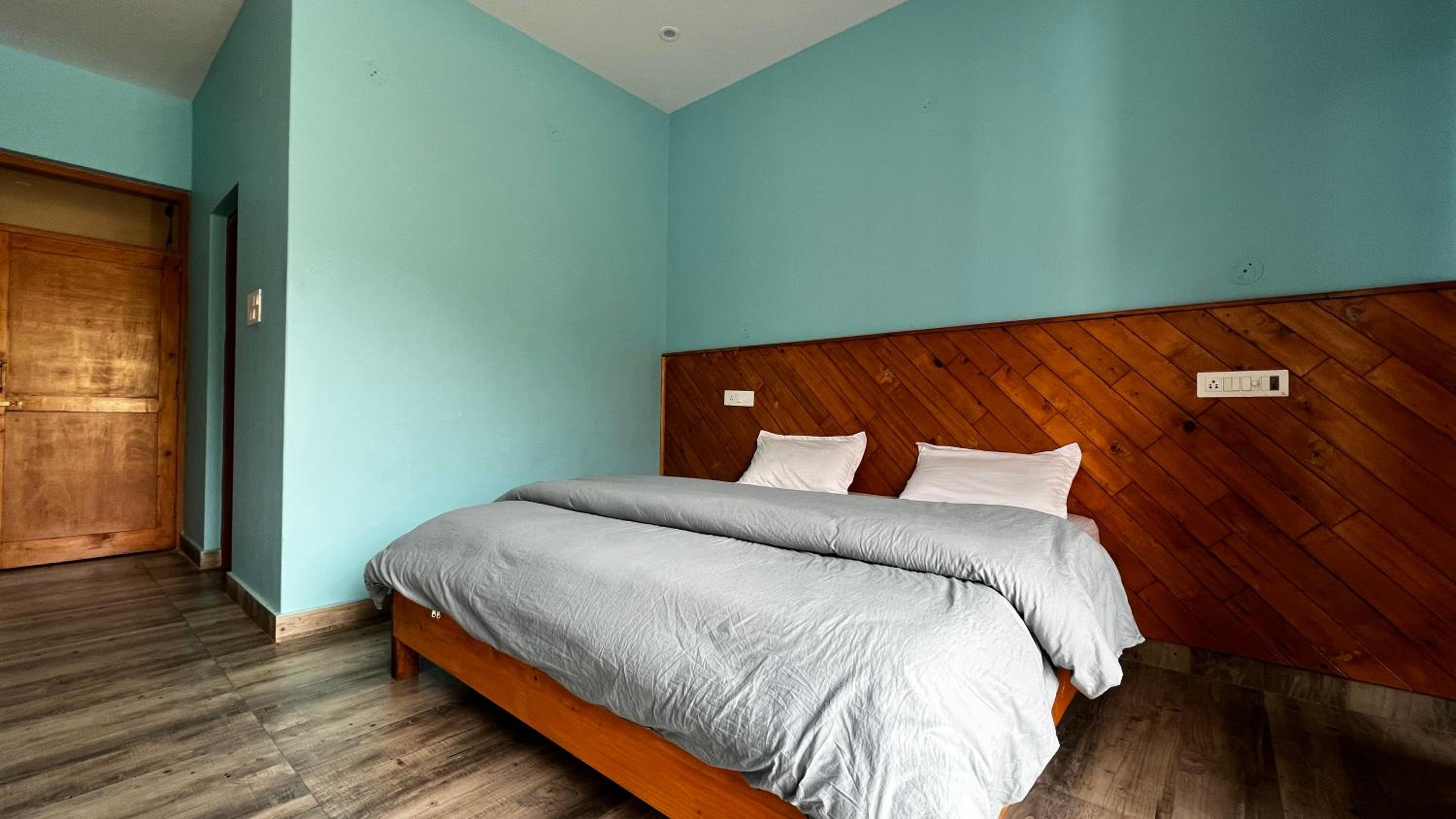 Deluxe Double Room photo 2