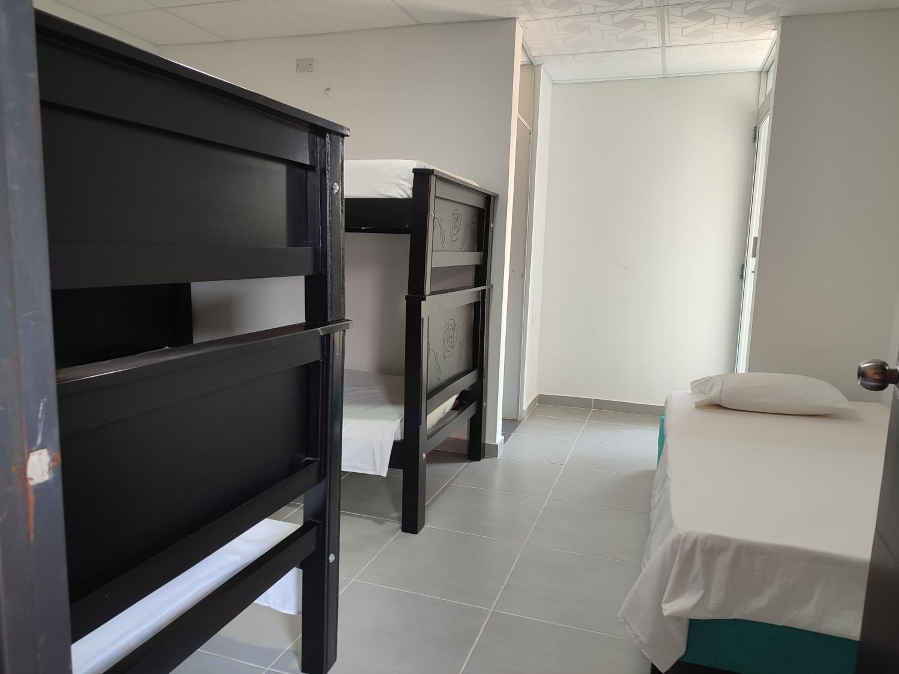 Single Bed in Mixed Dormitory Room photo 1
