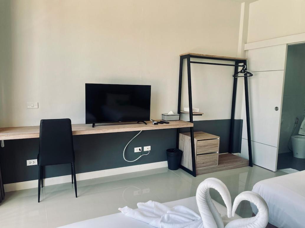 Family Studio - Photo 10
